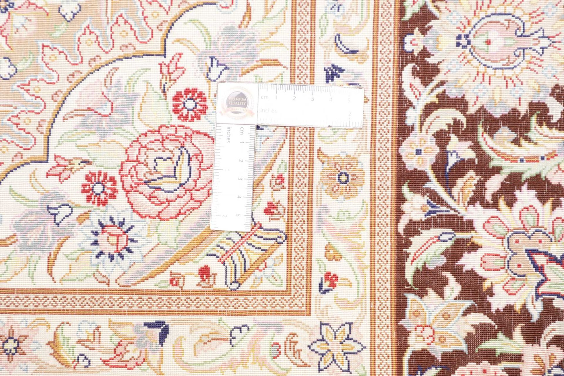 Ghom Perserteppich aus Iran, 136 × 196 cm