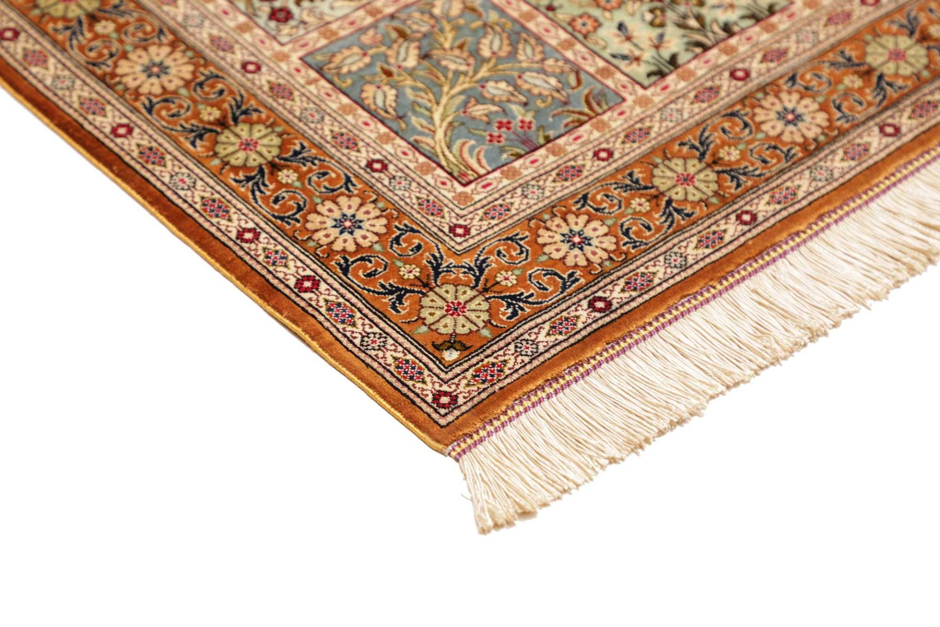 perserteppich-ghom-81-x-119-cm-seide-handgeknupft-exklusiv-5 Ghom Perserteppich 81 × 119 cm aus Seide, handgeknüpft