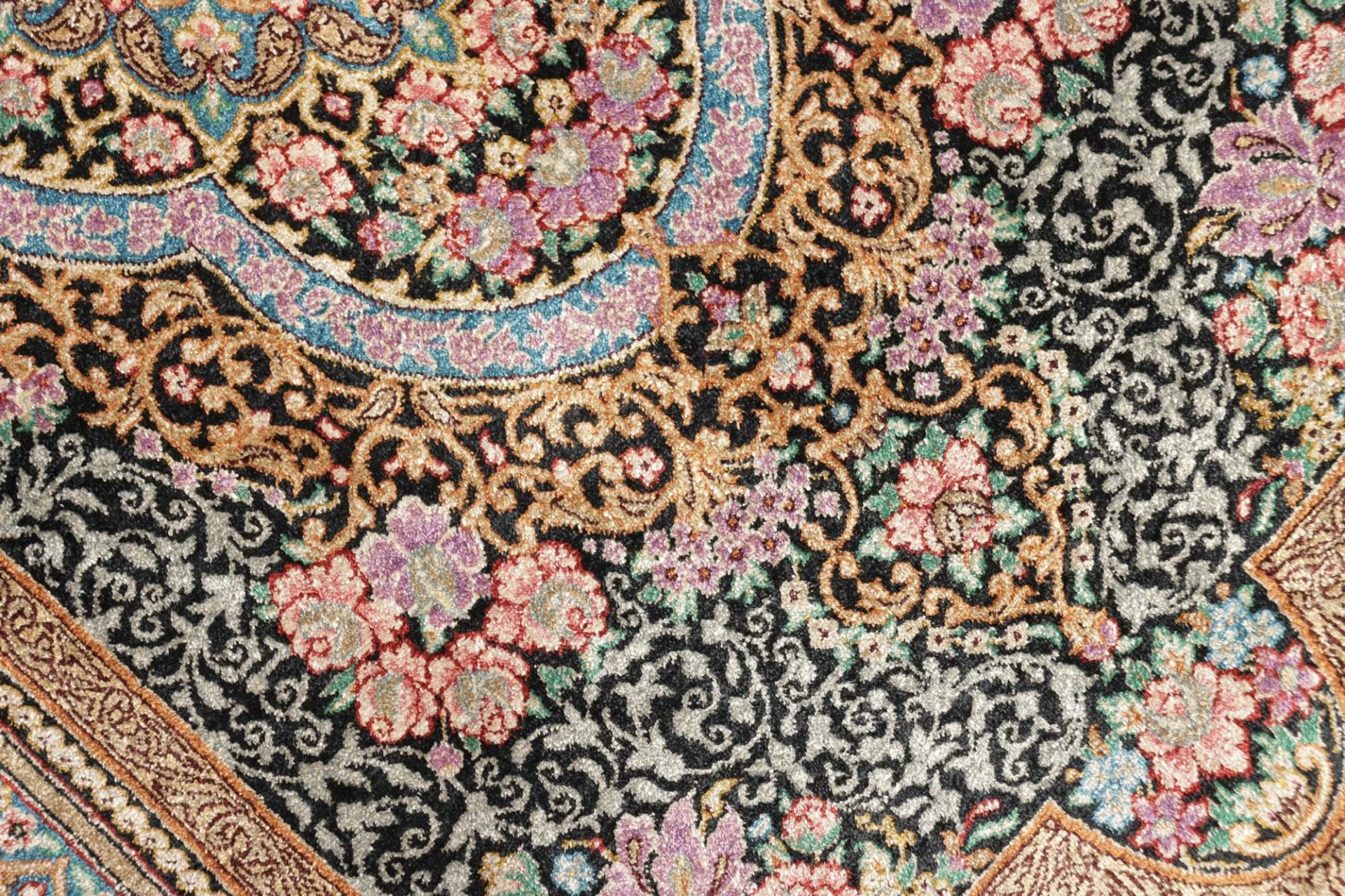 perserteppich-ghom-60-x-89-cm-seide-handgeknupft-exklusiv-15 Handgeknüpfter Ghom Perserteppich, 60 × 89 cm, Seide