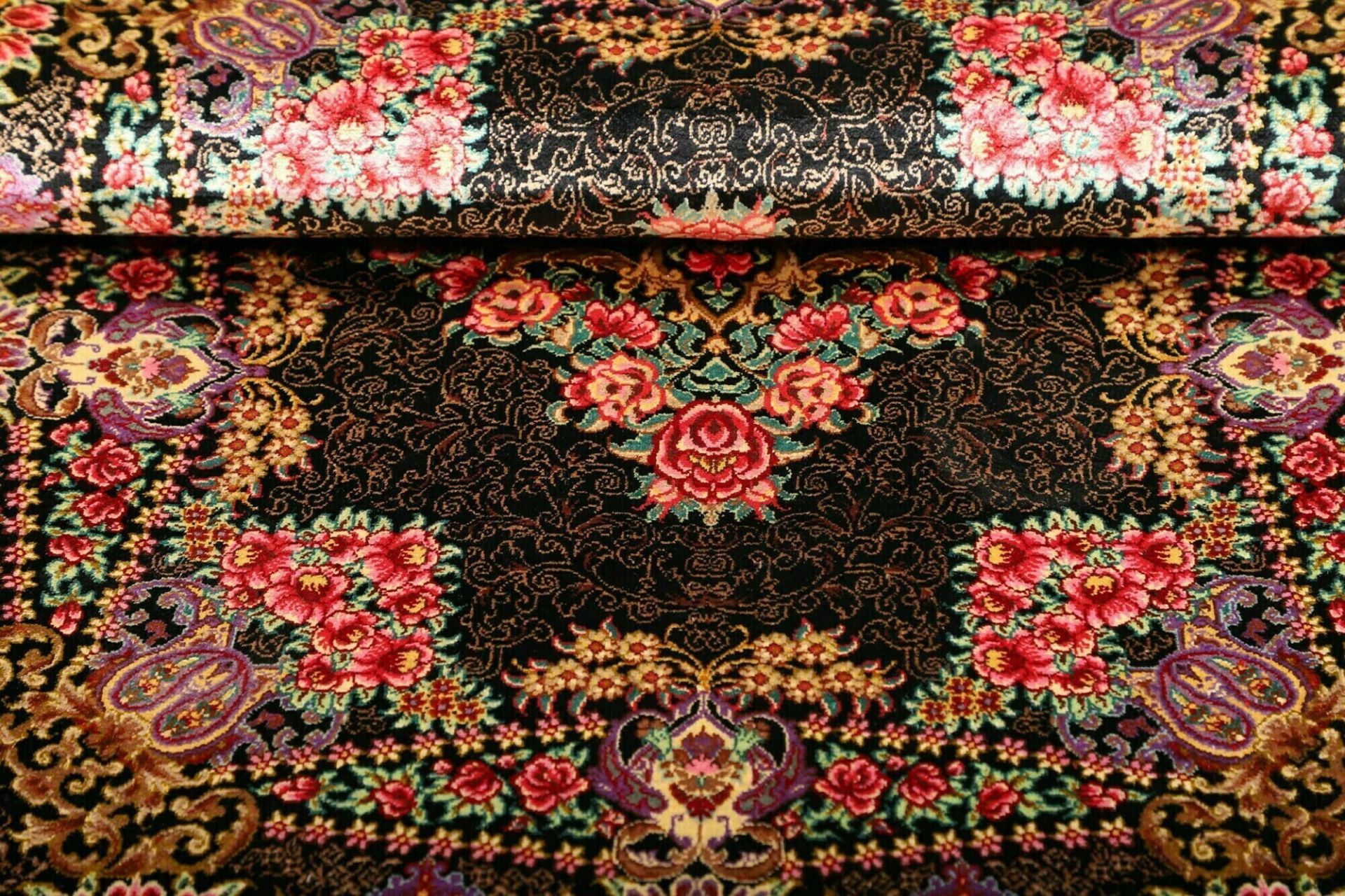 Ghom Perserteppich 61 × 89 cm aus Seide, handgeknüpft