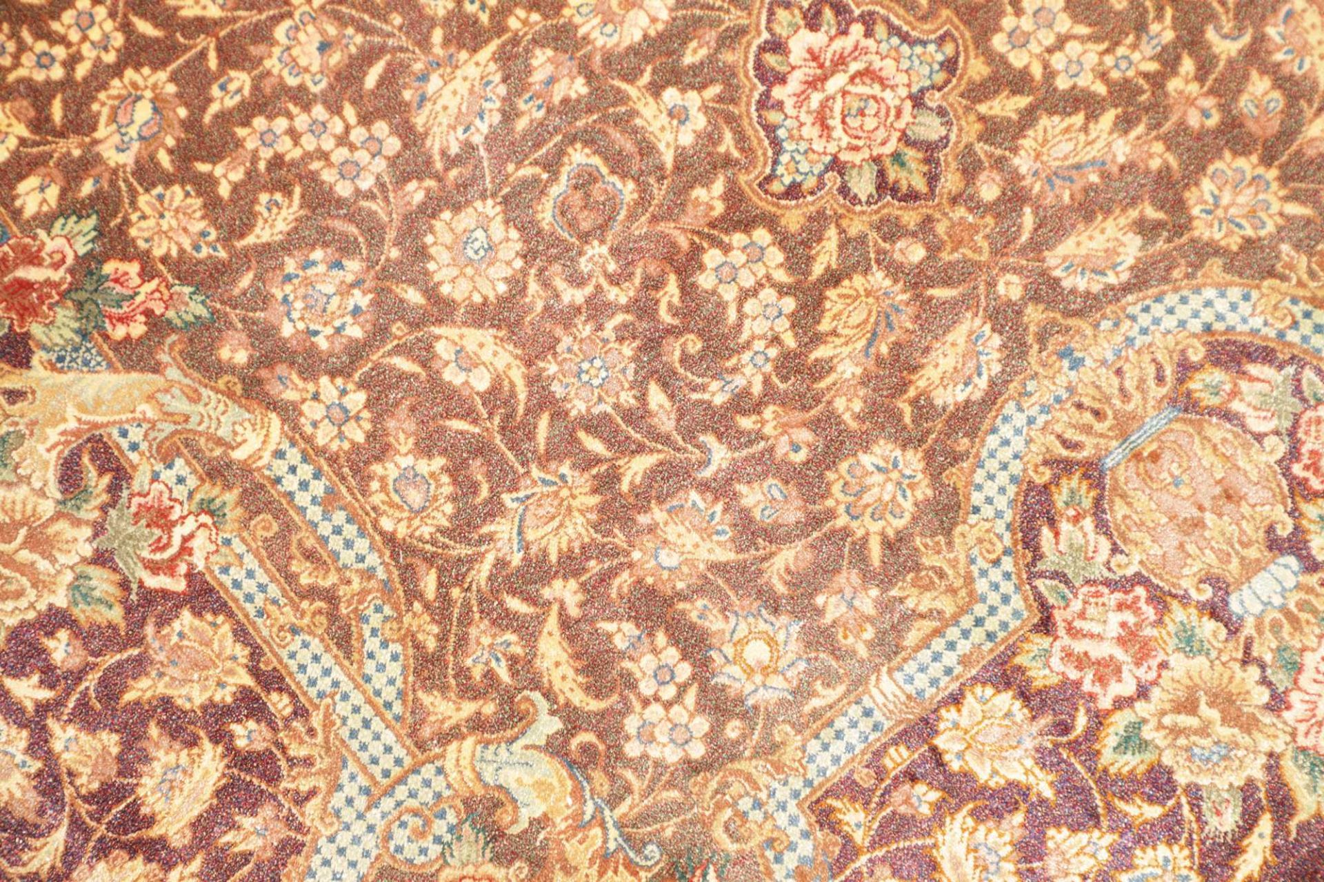 Handgeknüpfter Ghom Perserteppich, 78 × 120 cm, Seide
