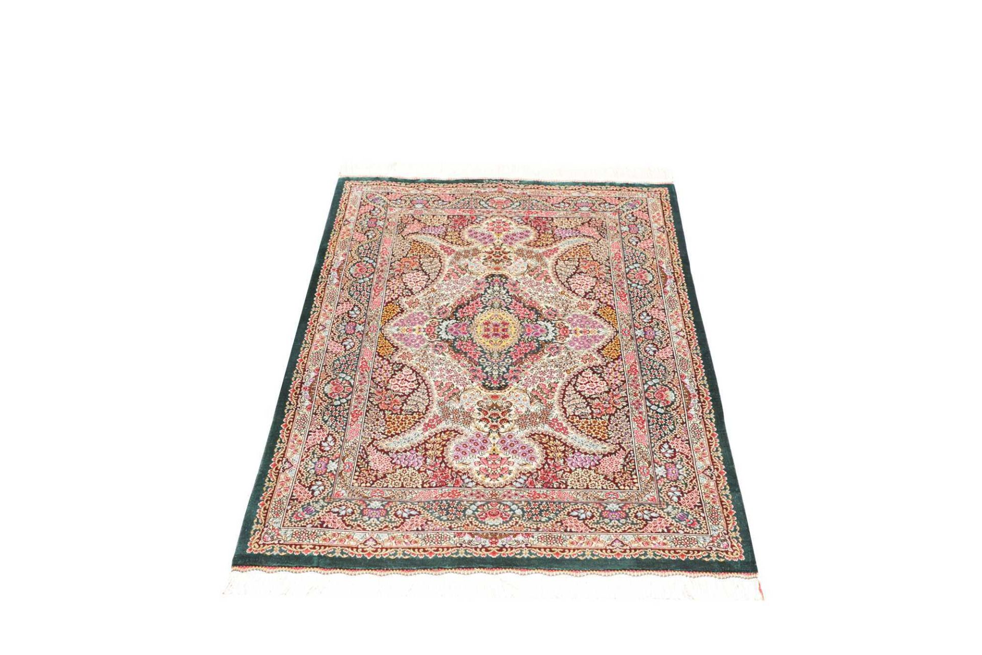 perserteppich-ghom-81-x-118-cm-seide-handgeknupft-exklusiv-3 Ghom Perserteppich 81 × 118 cm aus Seide, handgeknüpft