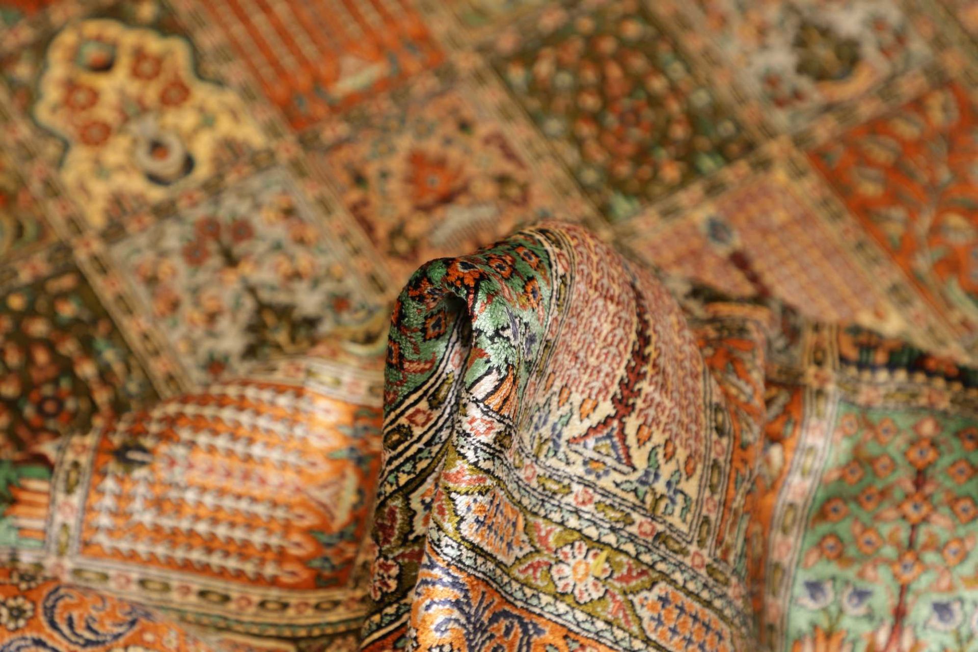 perserteppich-ghom-98-x-153-cm-100-seide-handgeknupft-exklusiv-9 Ghom Perserteppich aus Iran, 98 × 153 cm