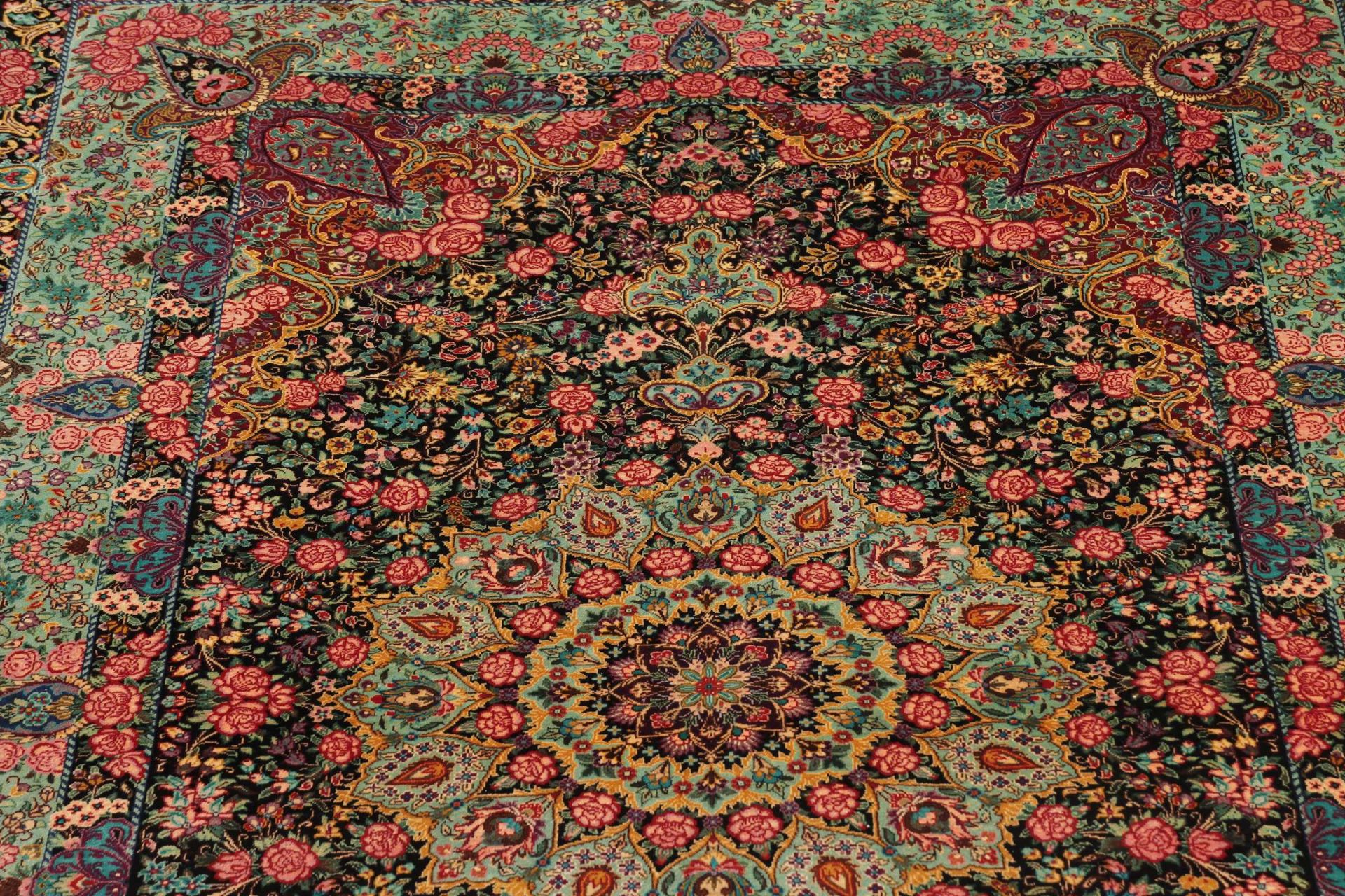 Handgeknüpfter Ghom Perserteppich, 101 × 154 cm, Seide