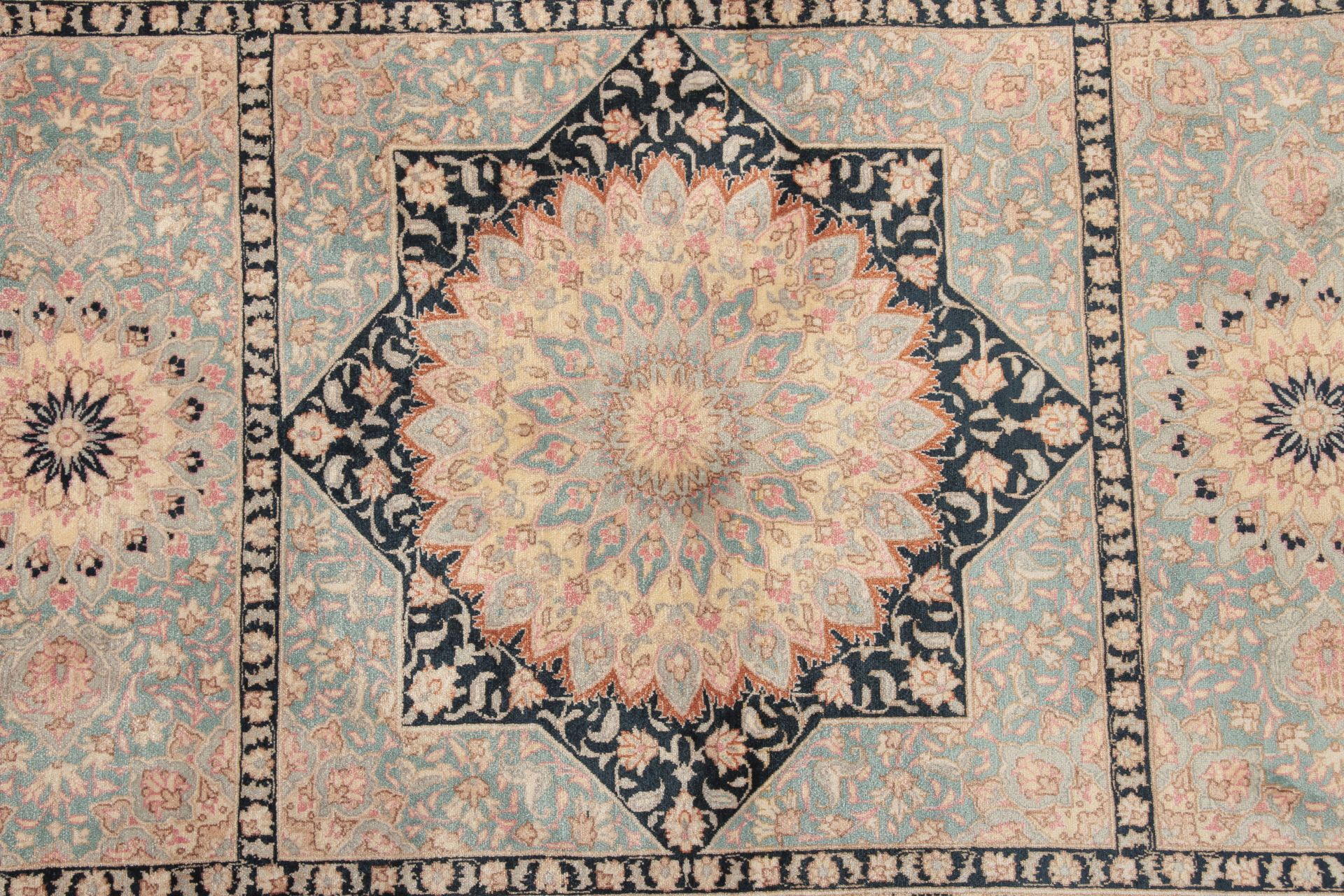perserteppich-ghom-76-x-120-cm-seide-handgeknupft-edel-2 Handgeknüpfter Ghom Perserteppich 76 × 120 cm