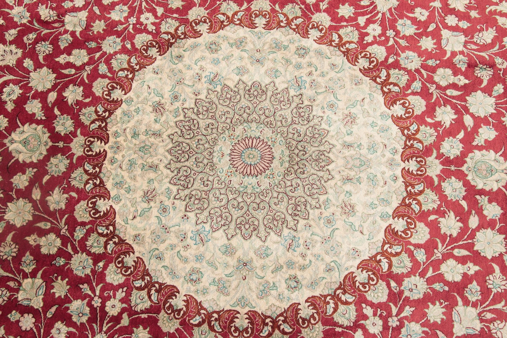 Handgeknüpfter Ghom Perserteppich, 196 × 300 cm, Seide