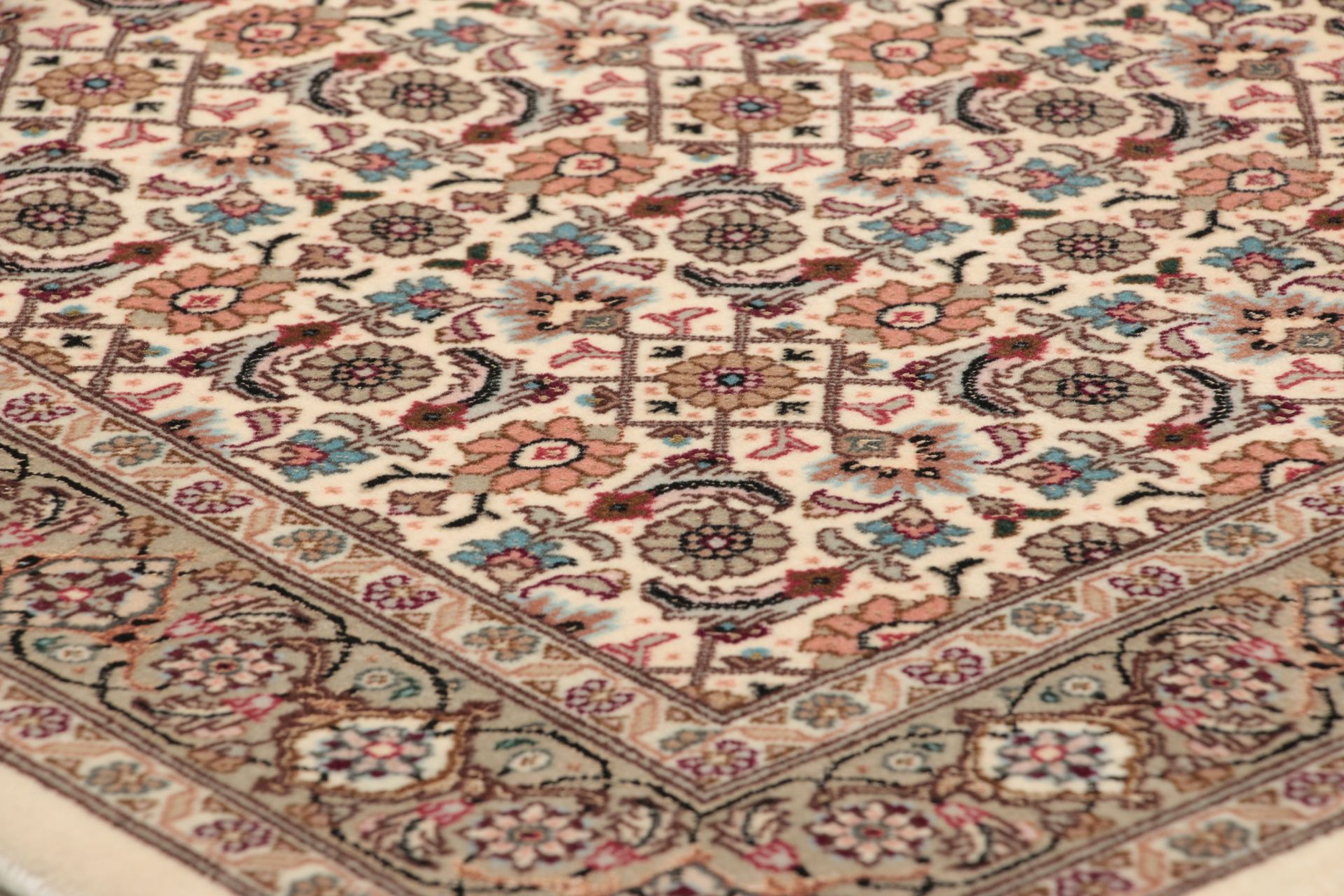 Täbriz Perserteppich 79 × 293 cm aus Wolle & Seide, handgeknüpft