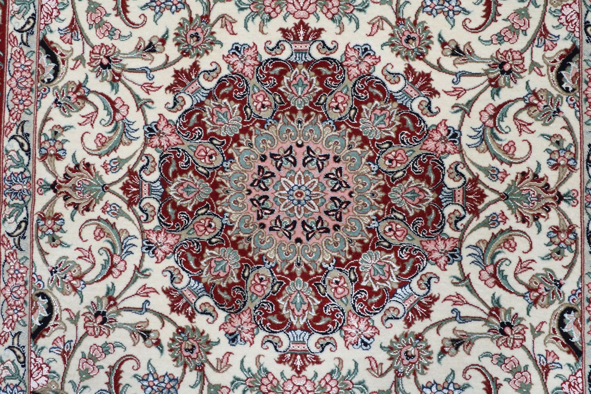 Isfahan Perserteppich aus Iran, 102 × 155 cm