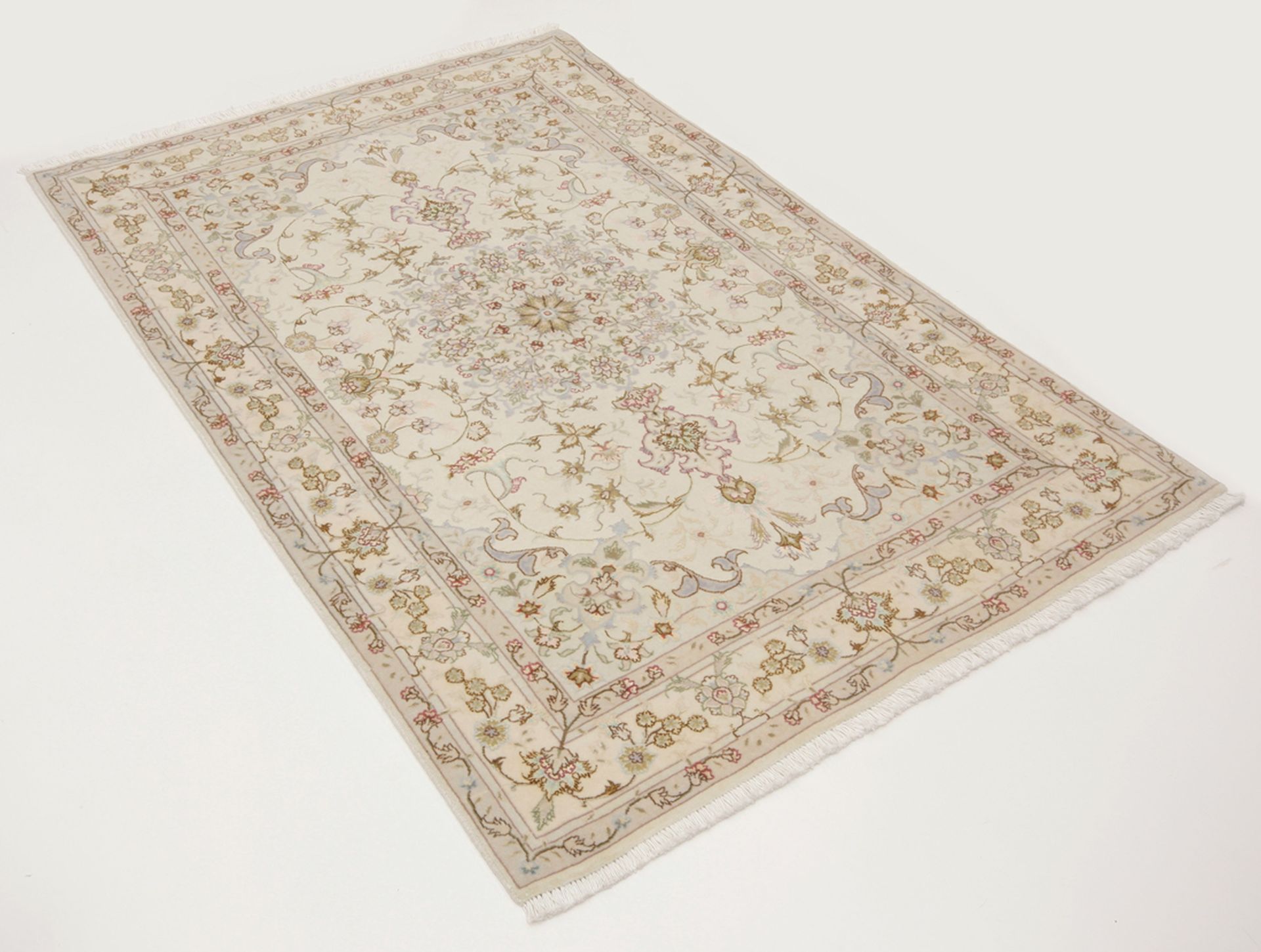 Täbriz Perserteppich 100 × 154 cm aus Wolle & Seide, handgeknüpft
