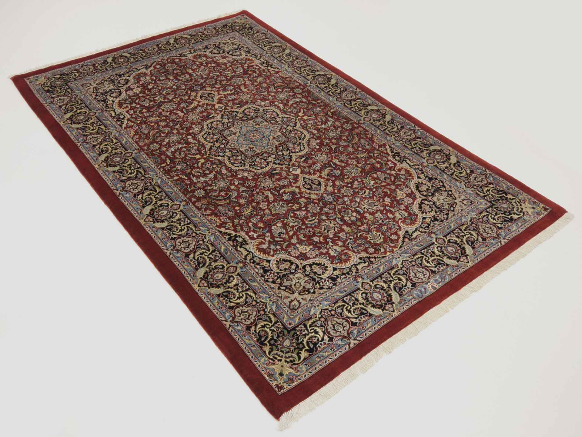 Isfahan Perserteppich 108 × 170 cm aus Wolle & Seide, handgeknüpft