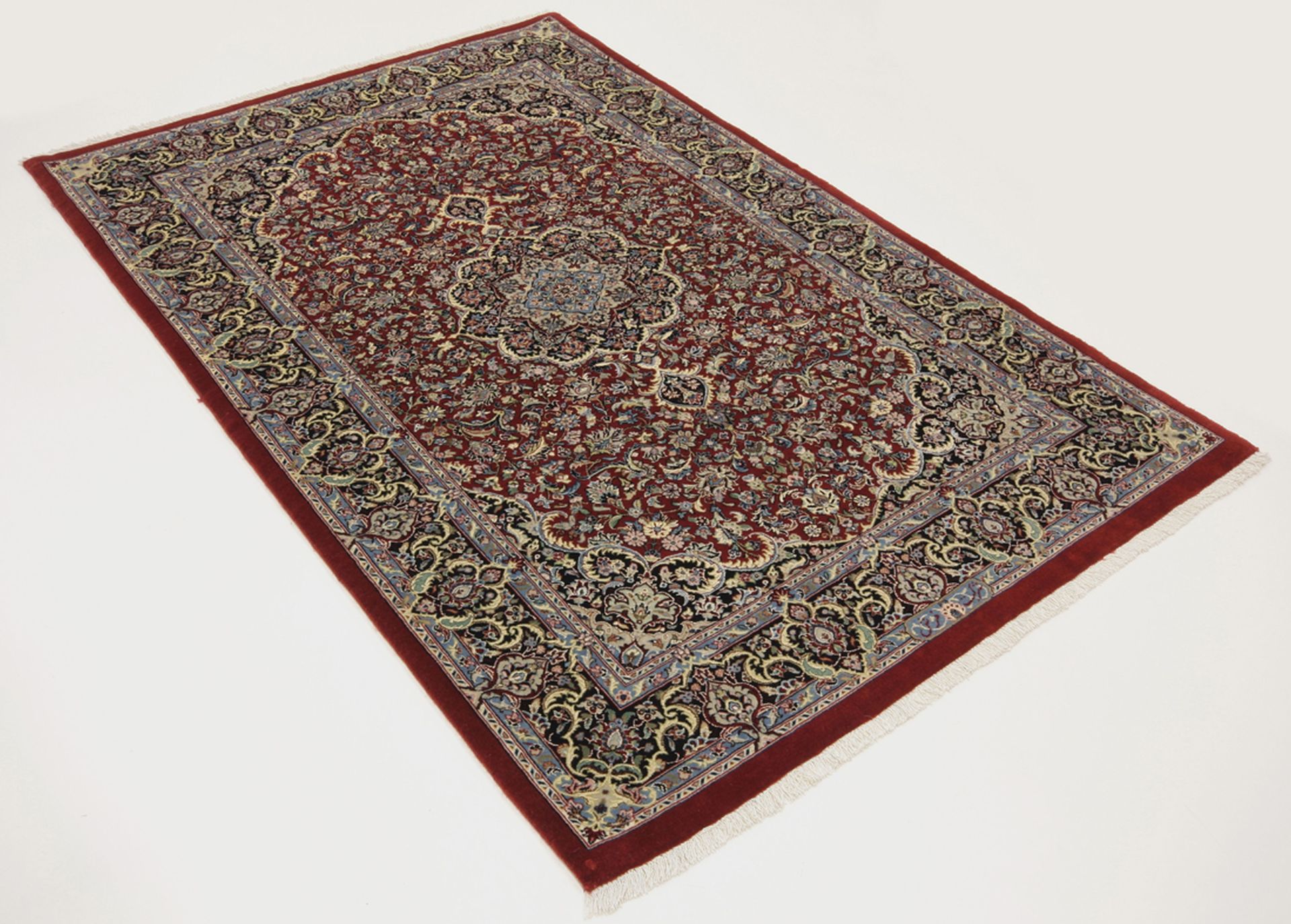 Isfahan Perserteppich aus Iran, 110 × 167 cm