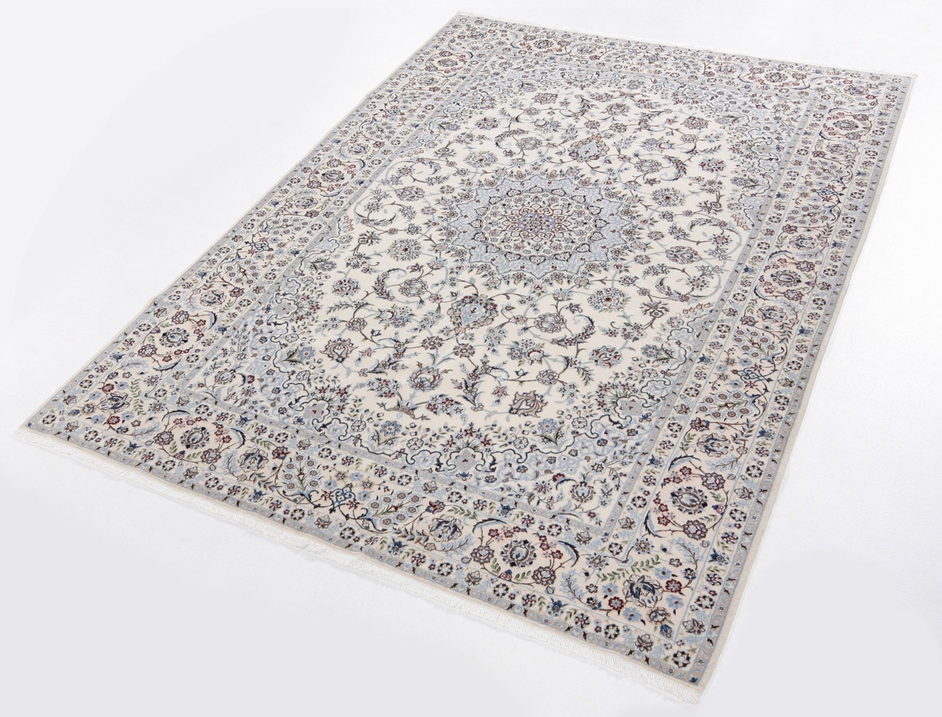 Nain Perserteppich 162 × 238 cm aus Wolle & Seide, handgeknüpft