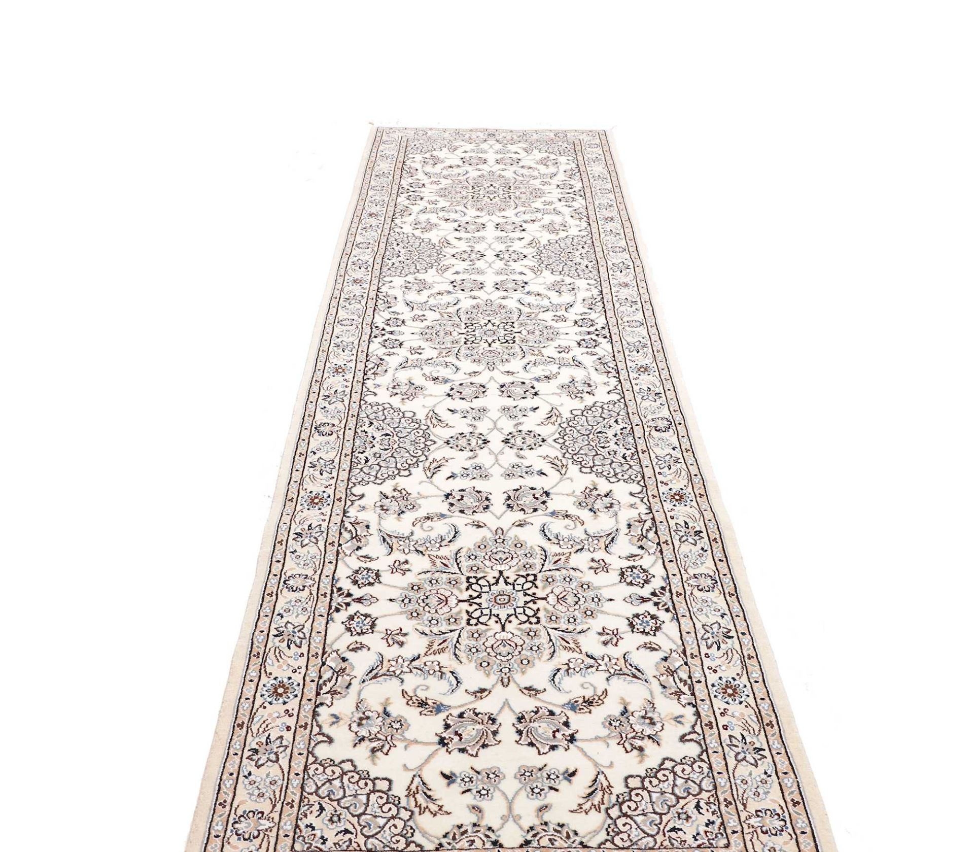 Nain Perserteppich aus Iran, 86 × 312 cm