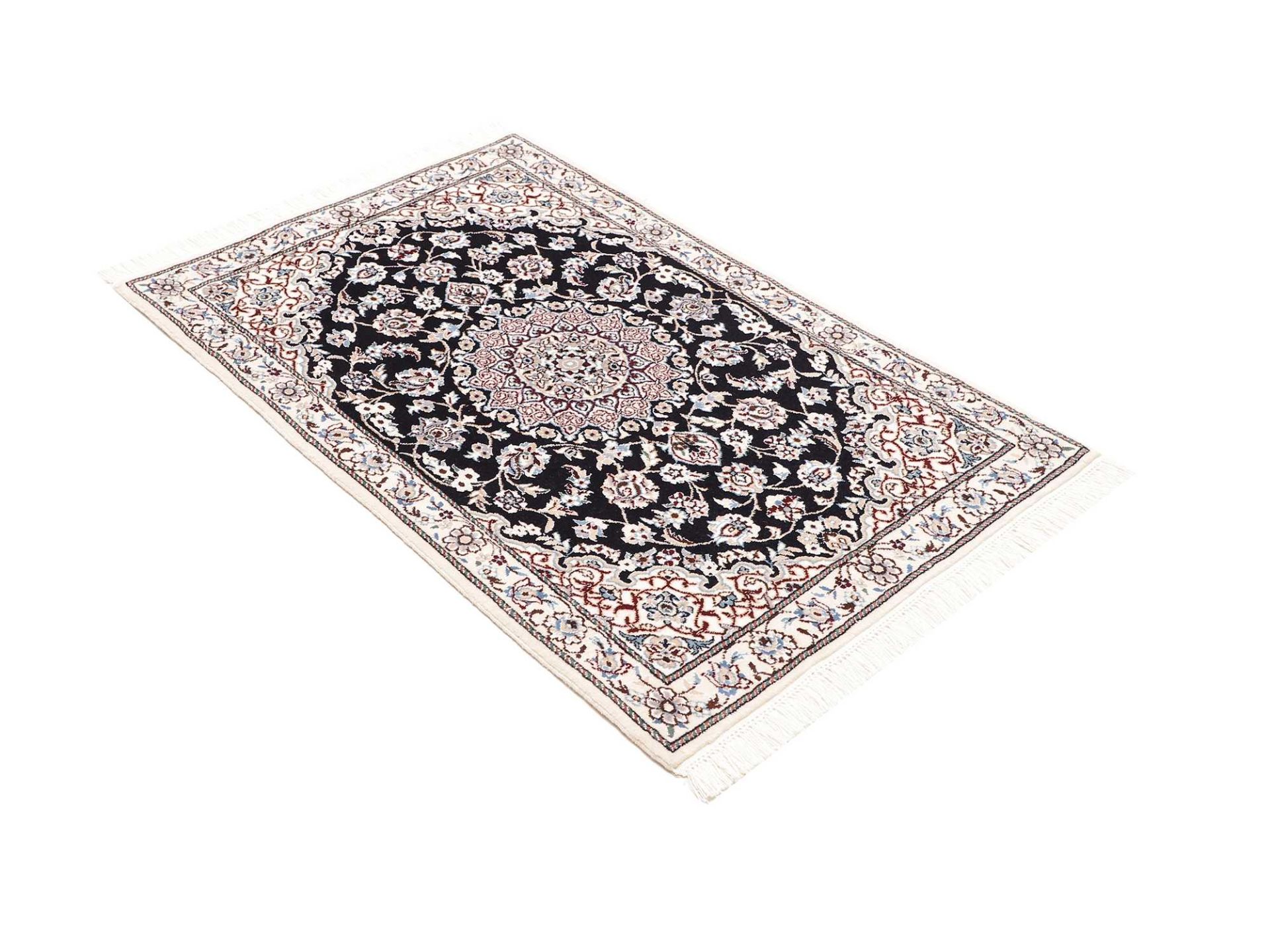 Nain Perserteppich aus Iran, 79 × 117 cm