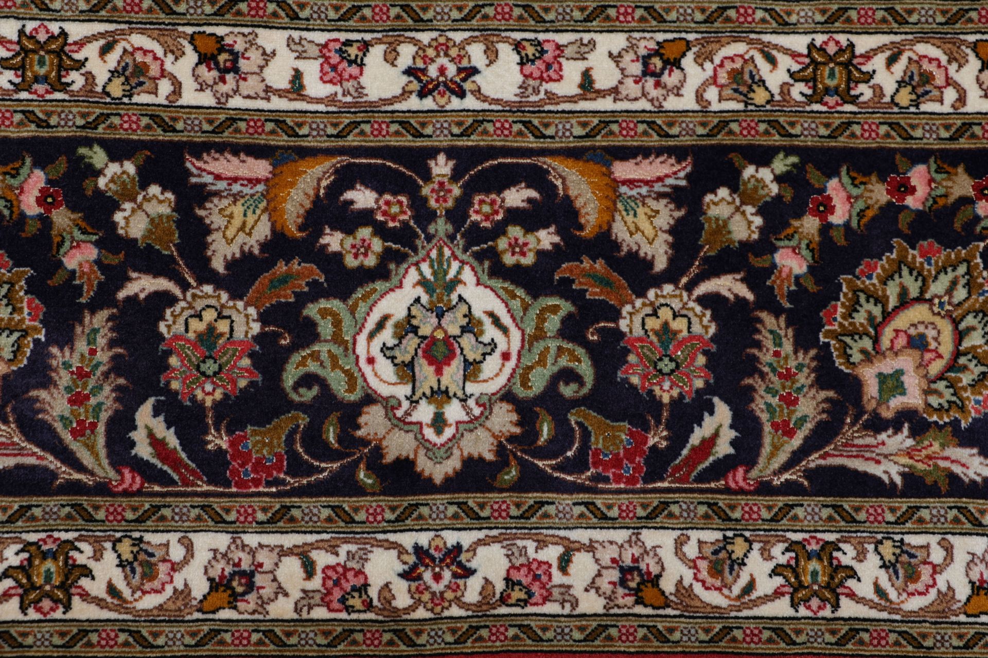 Handgeknüpfter Täbriz Perserteppich 254 × 352 cm