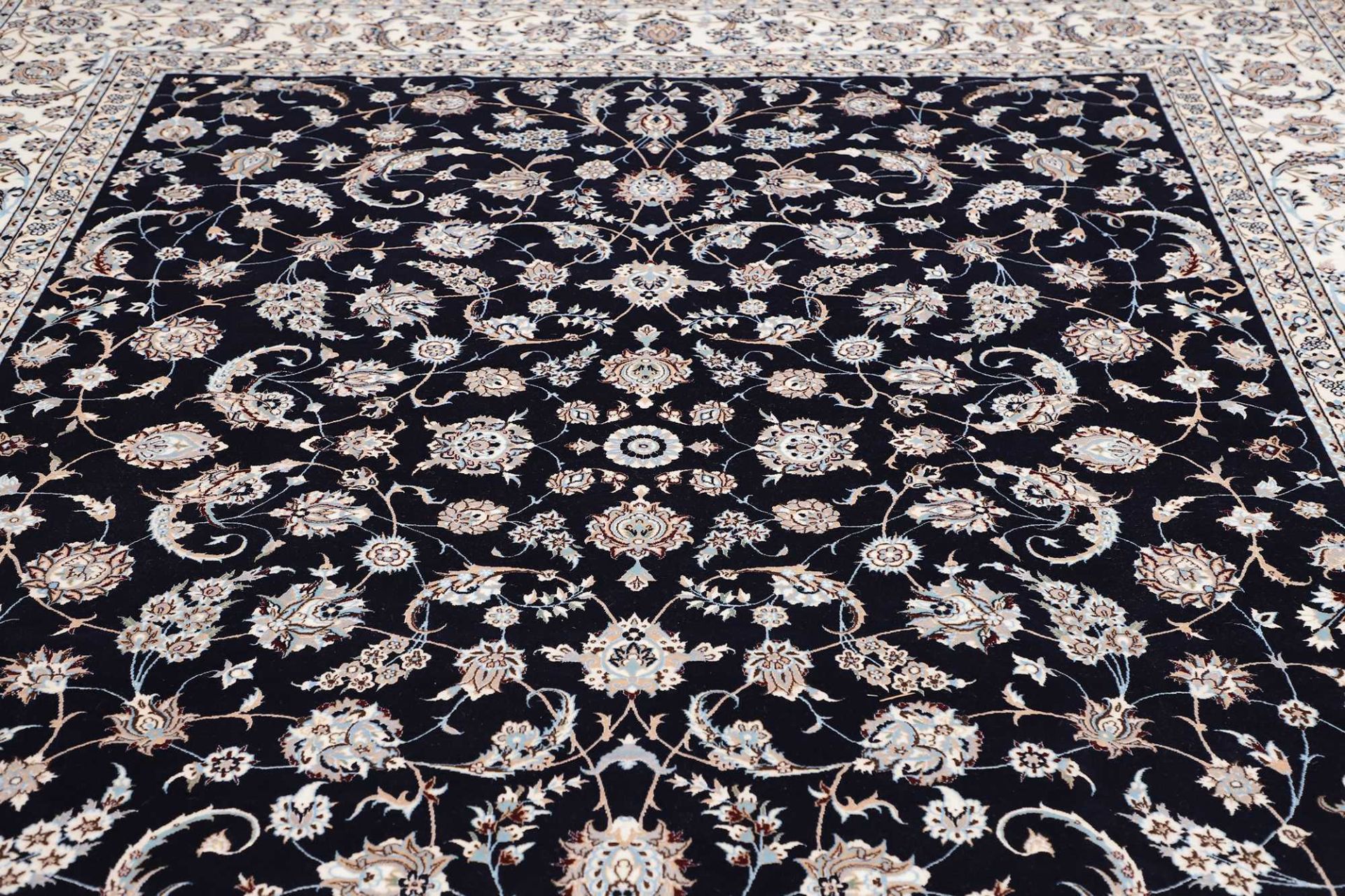 Handgeknüpfter Nain Perserteppich, 256 × 322 cm, Wolle