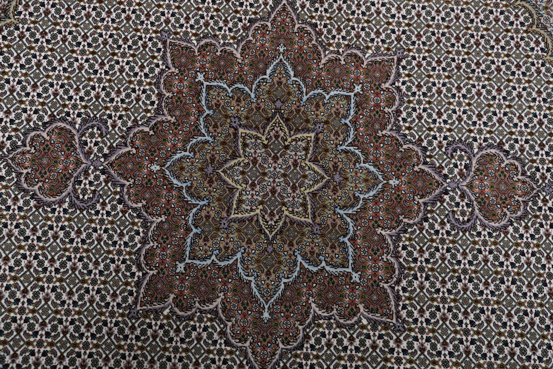 Handgeknüpfter Täbriz Perserteppich 200 × 205 cm