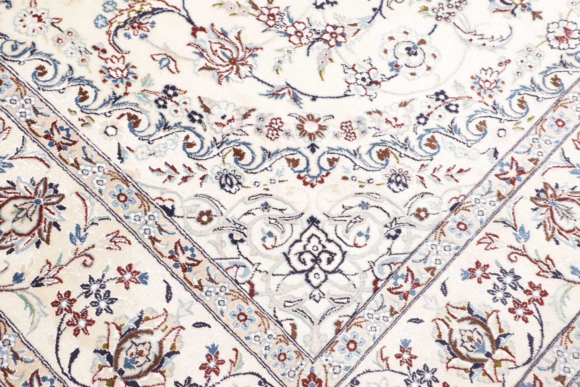 perserteppich-nain-206-x-314-cm-schurwolle-handgeknupft-exklusiv-11 Nain Perserteppich 206 × 314 cm aus Wolle, handgeknüpft