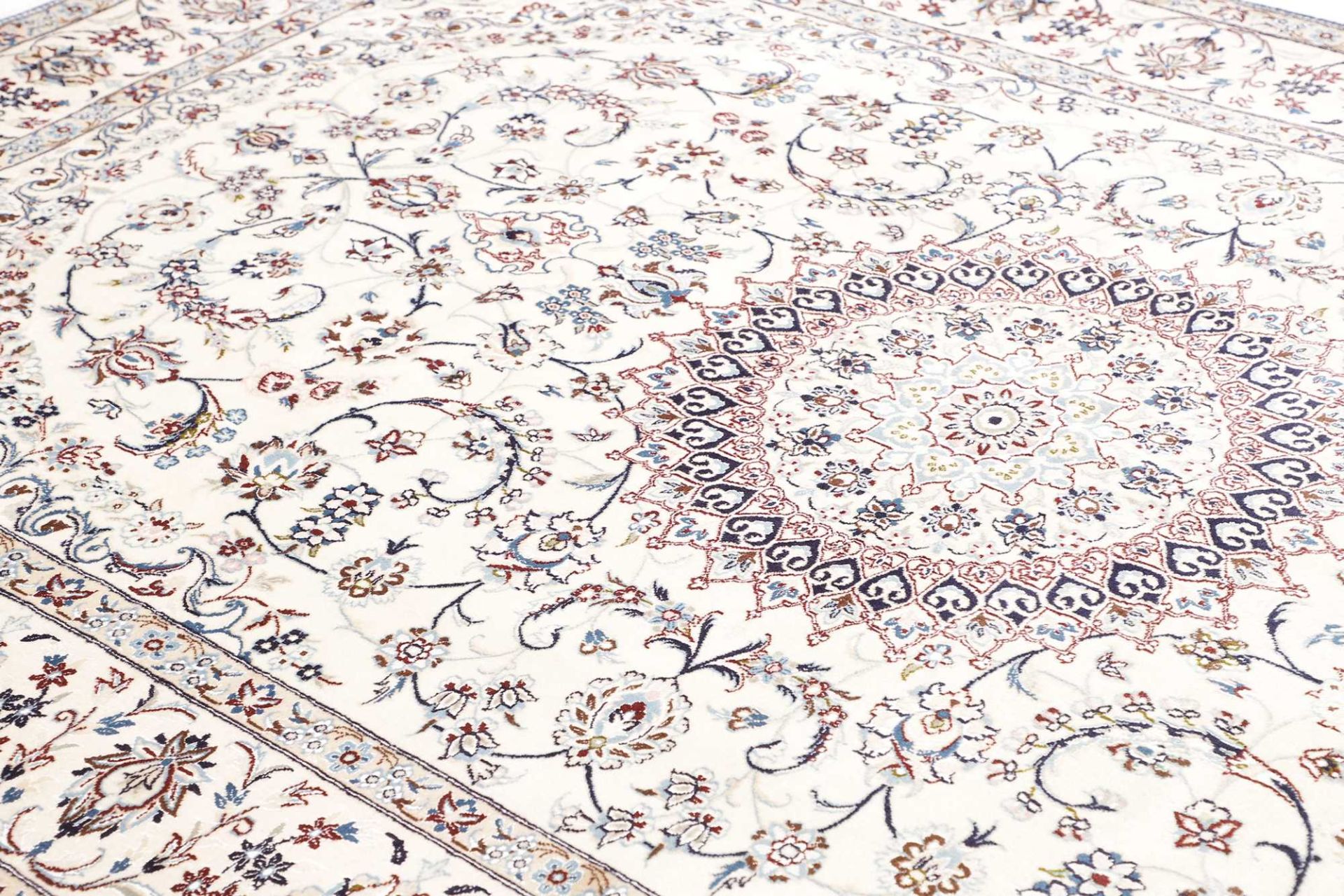 perserteppich-nain-206-x-314-cm-schurwolle-handgeknupft-exklusiv-13 Nain Perserteppich 206 × 314 cm aus Wolle, handgeknüpft