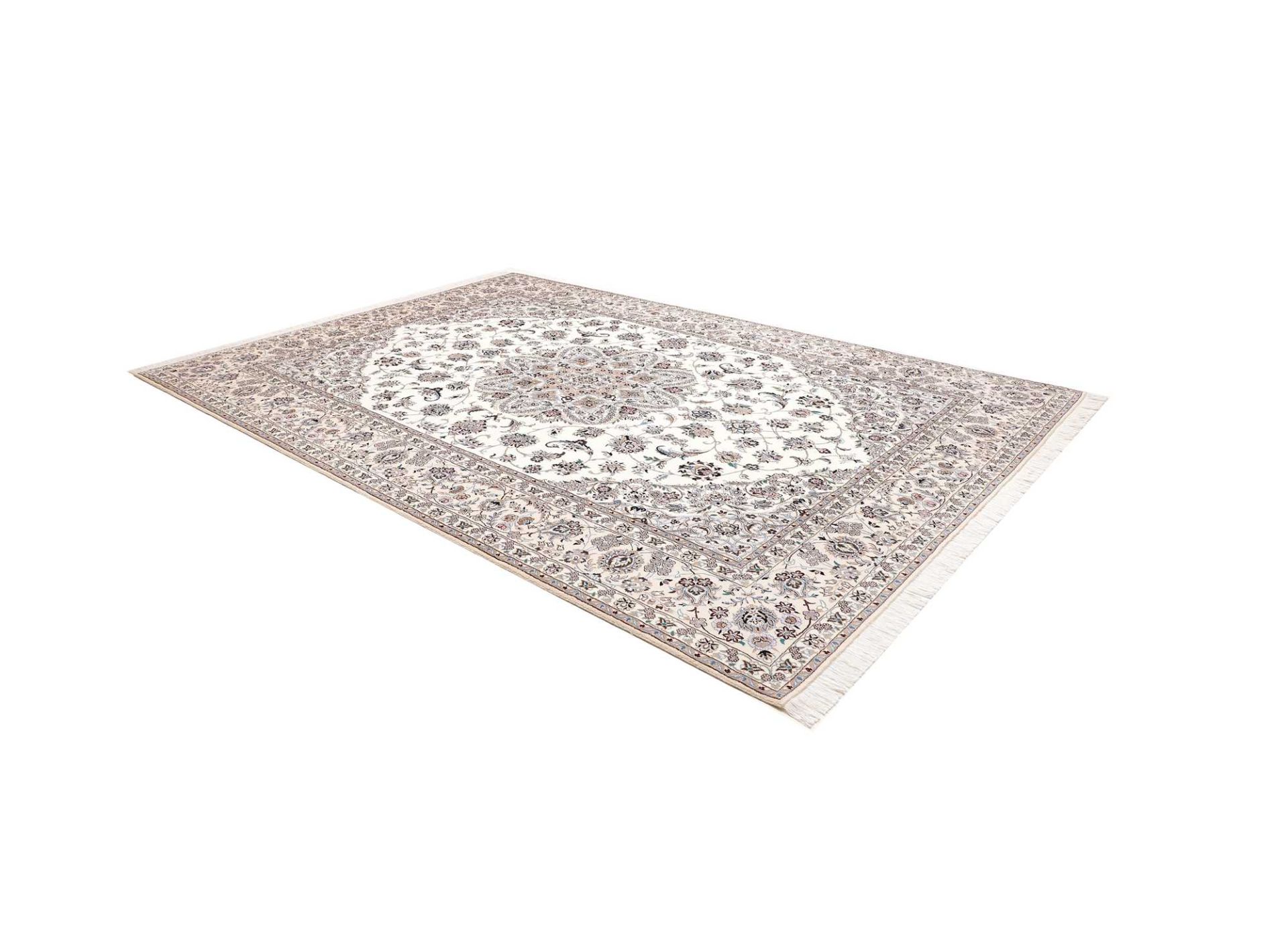 Nain Perserteppich aus Iran, 251 × 345 cm