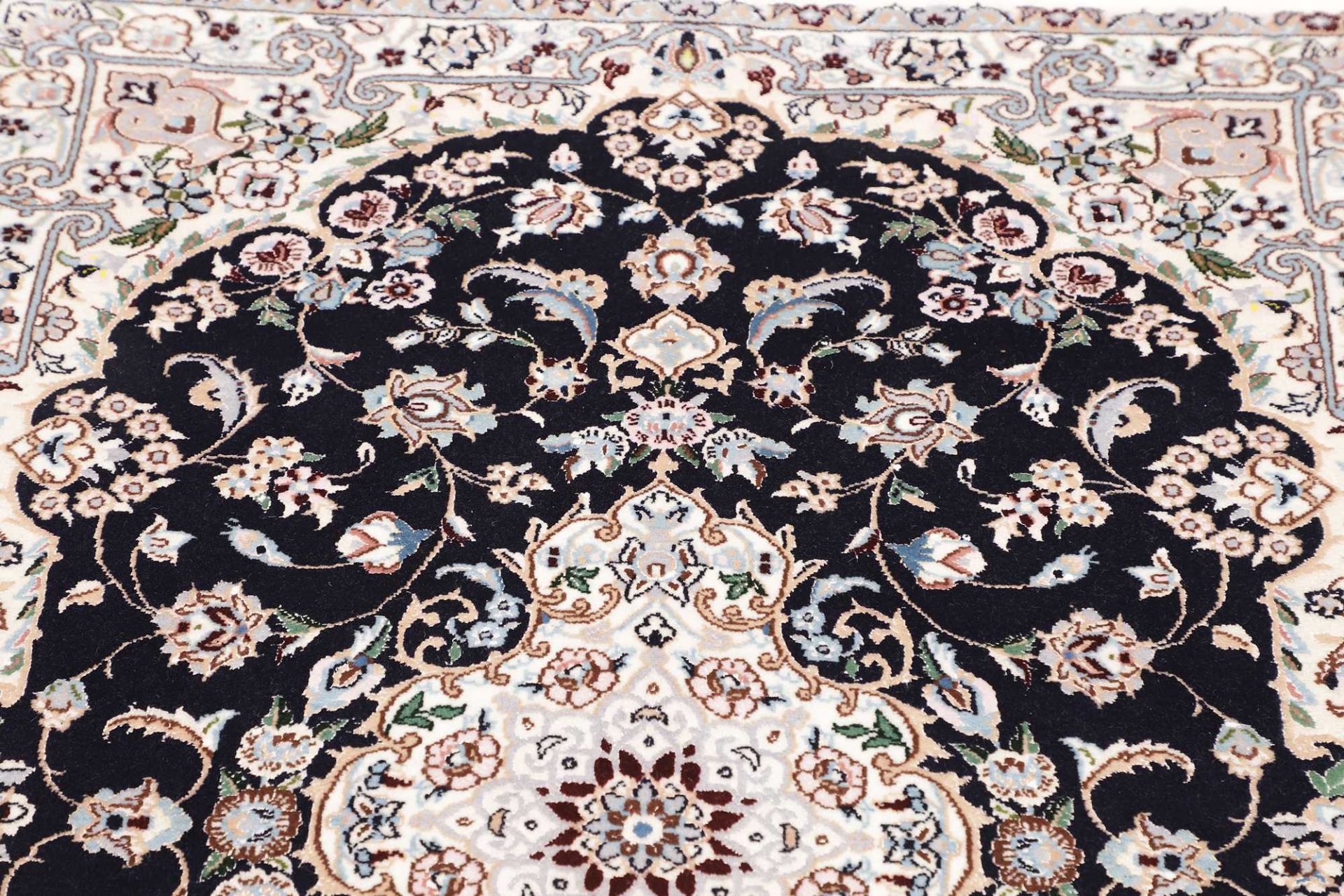 perserteppich-nain-96-x-126-cm-schurwolle-handgeknupft-exklusiv-14 Handgeknüpfter Nain Perserteppich 96 × 126 cm