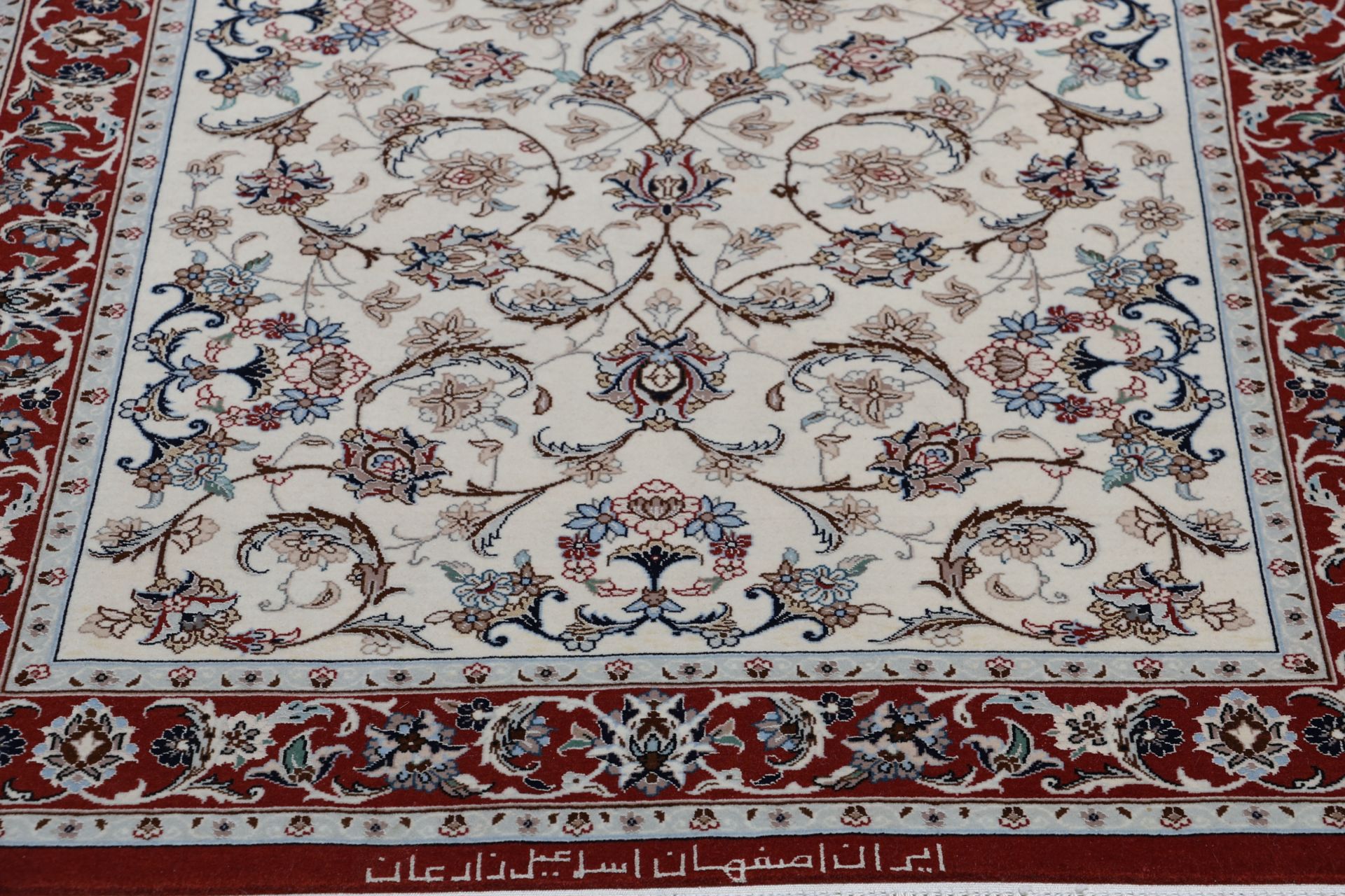 Isfahan Perserteppich aus Iran, 80 × 330 cm