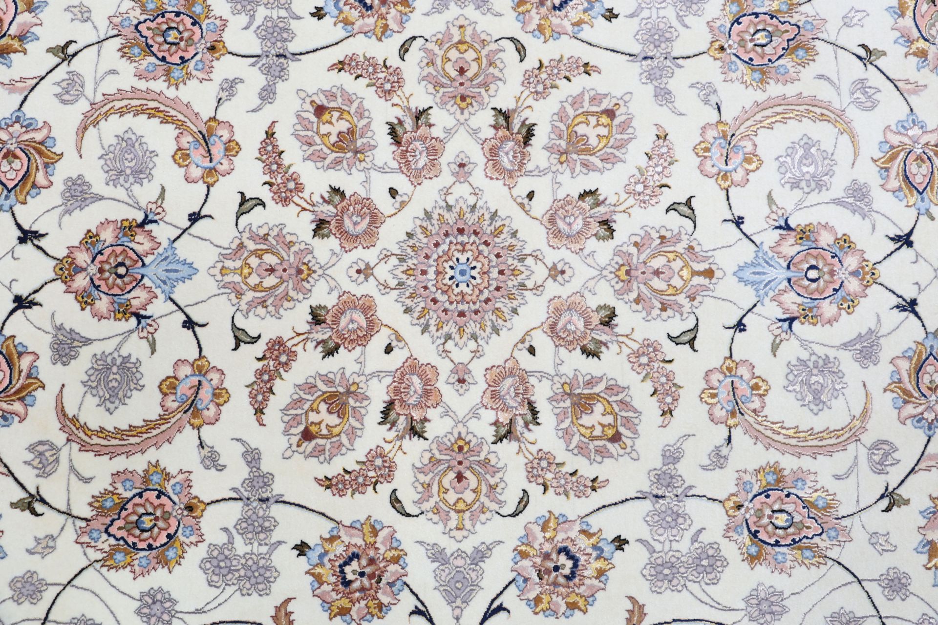 Isfahan Perserteppich 252 × 357 cm aus Wolle & Seide, handgeknüpft