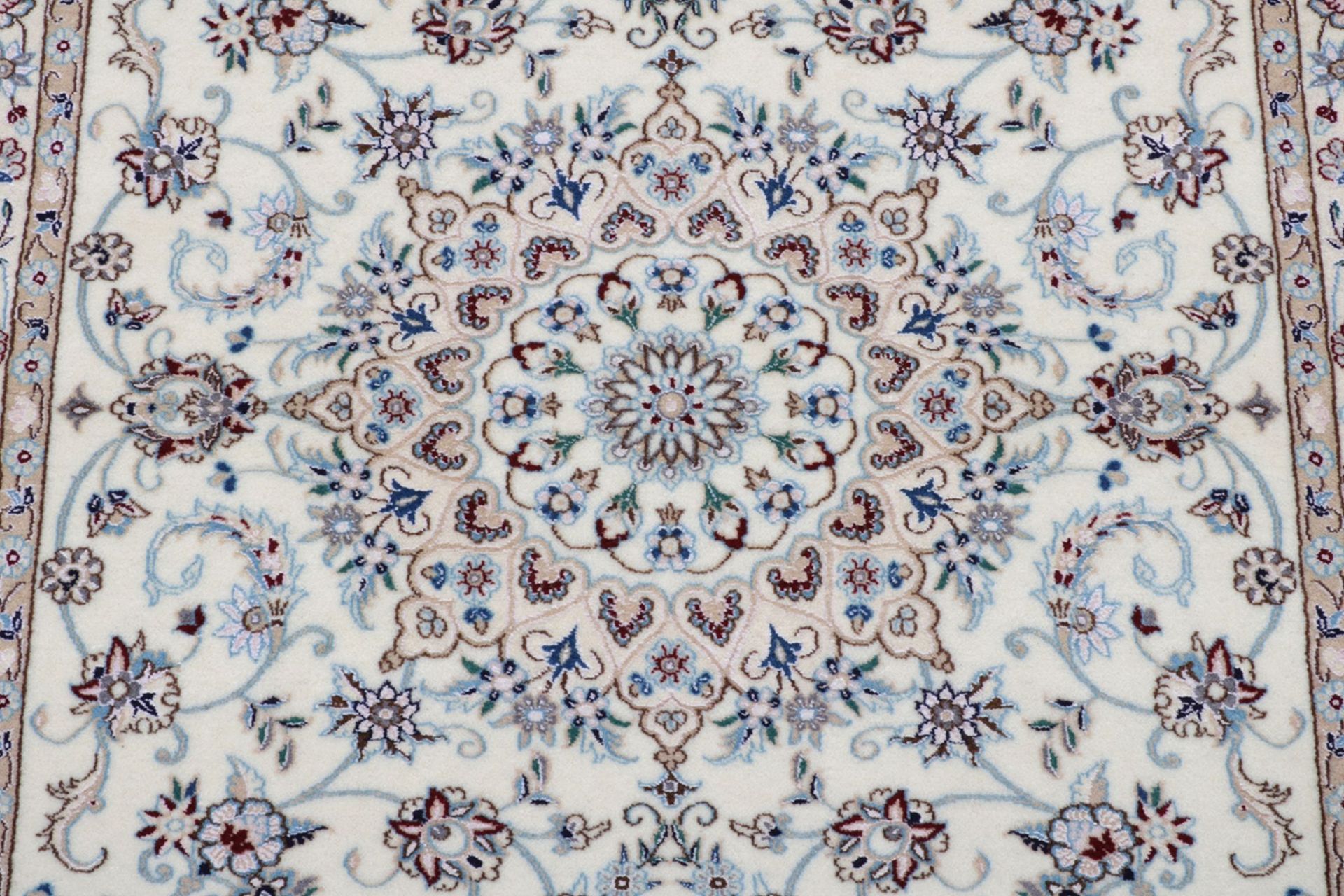 Handgeknüpfter Nain Perserteppich, 105 × 145 cm, Wolle & Seide