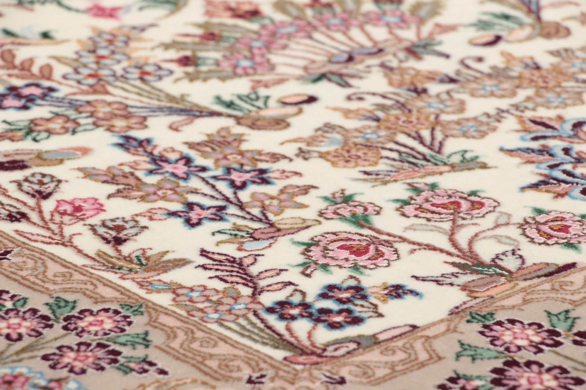 Isfahan Perserteppich aus Iran, 80 × 123 cm