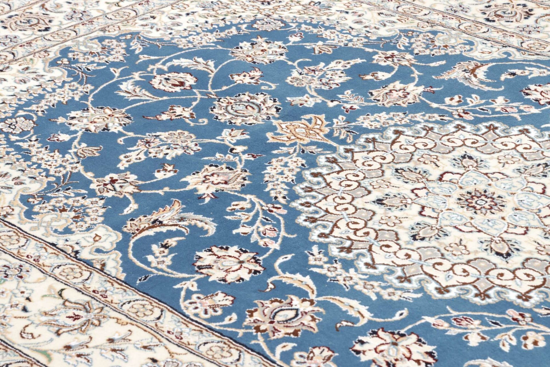 perserteppich-nain-156-x-246-cm-schurwolle-handgeknupft-exklusiv-7 Nain Perserteppich aus Iran, 156 × 246 cm