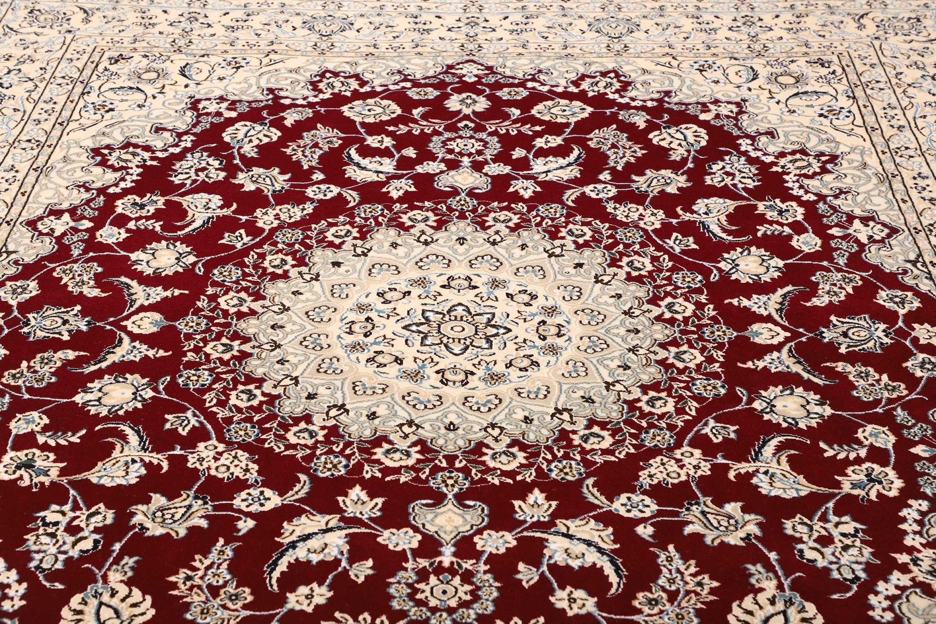 perserteppich-nain-209-x-261-cm-schurwolle-handgeknupft-exklusiv-7 Nain Perserteppich 209 × 261 cm aus Wolle, handgeknüpft