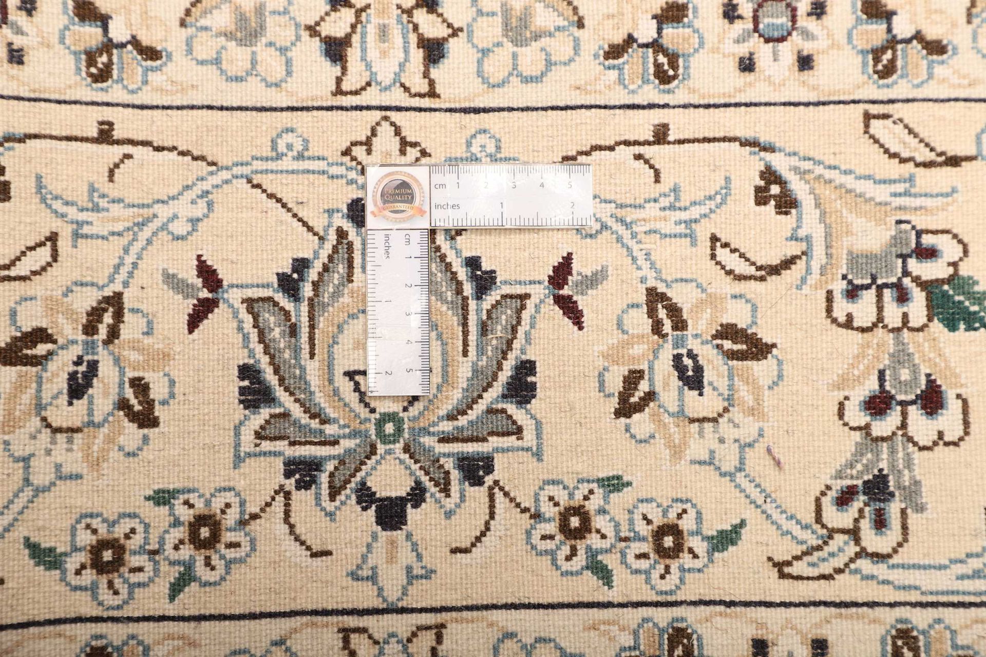 perserteppich-nain-209-x-261-cm-schurwolle-handgeknupft-exklusiv-10 Nain Perserteppich 209 × 261 cm aus Wolle, handgeknüpft