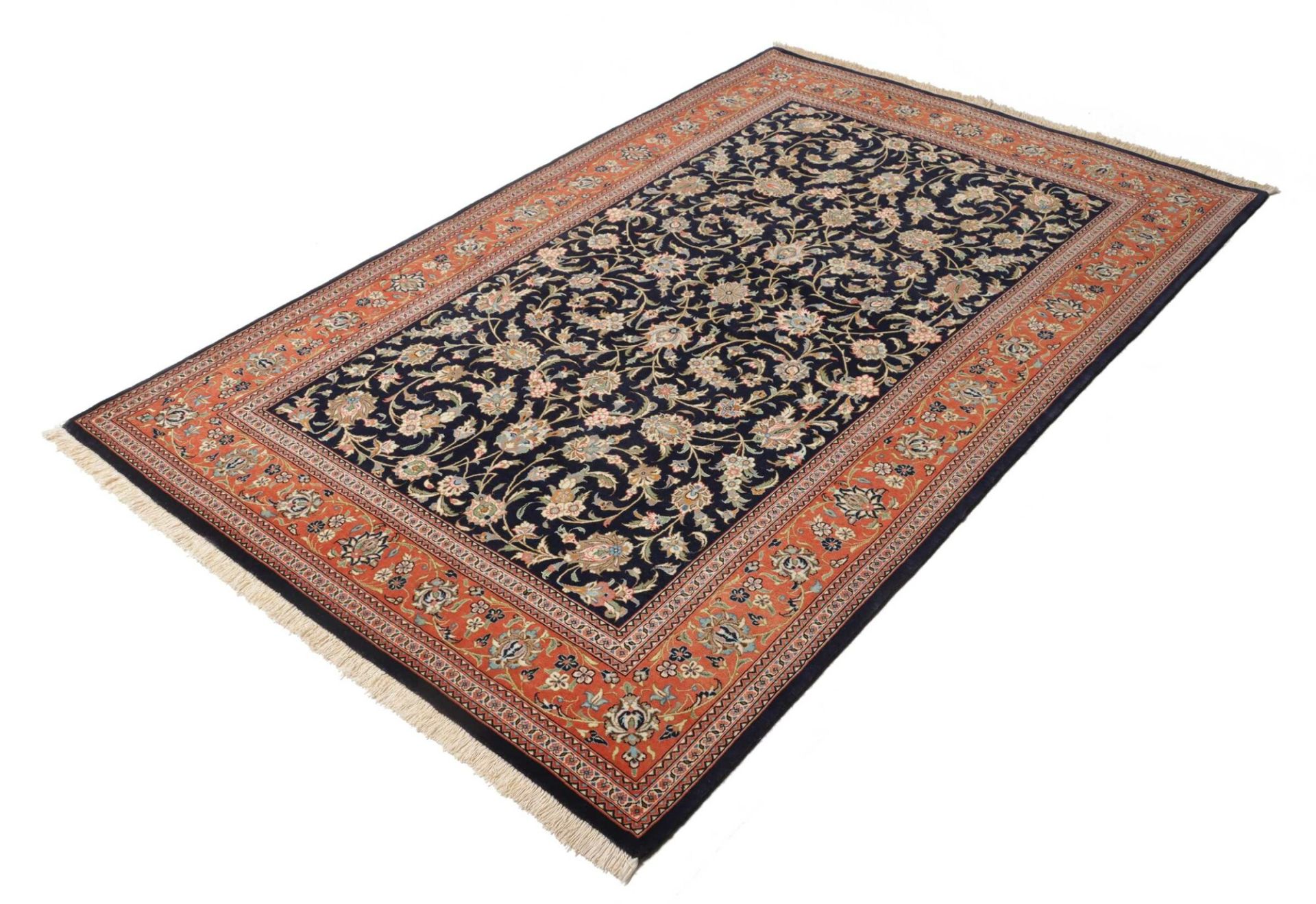 perserteppich-isfahan-134-x-202-cm-schurwolle-handgeknupft-seide-1 Isfahan Perserteppich aus Iran, 134 × 202 cm