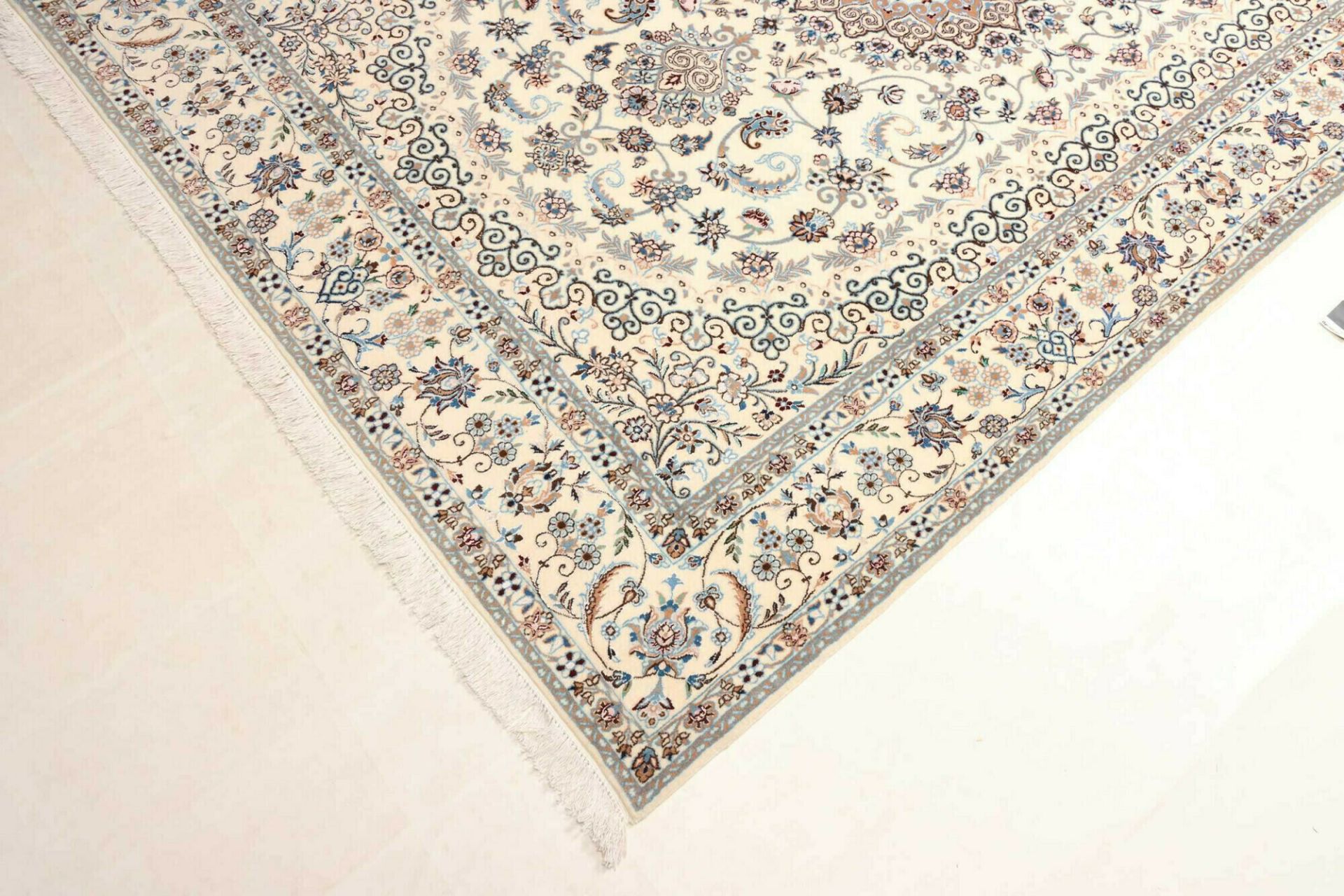 Nain Perserteppich 151 × 230 cm aus Wolle, handgeknüpft
