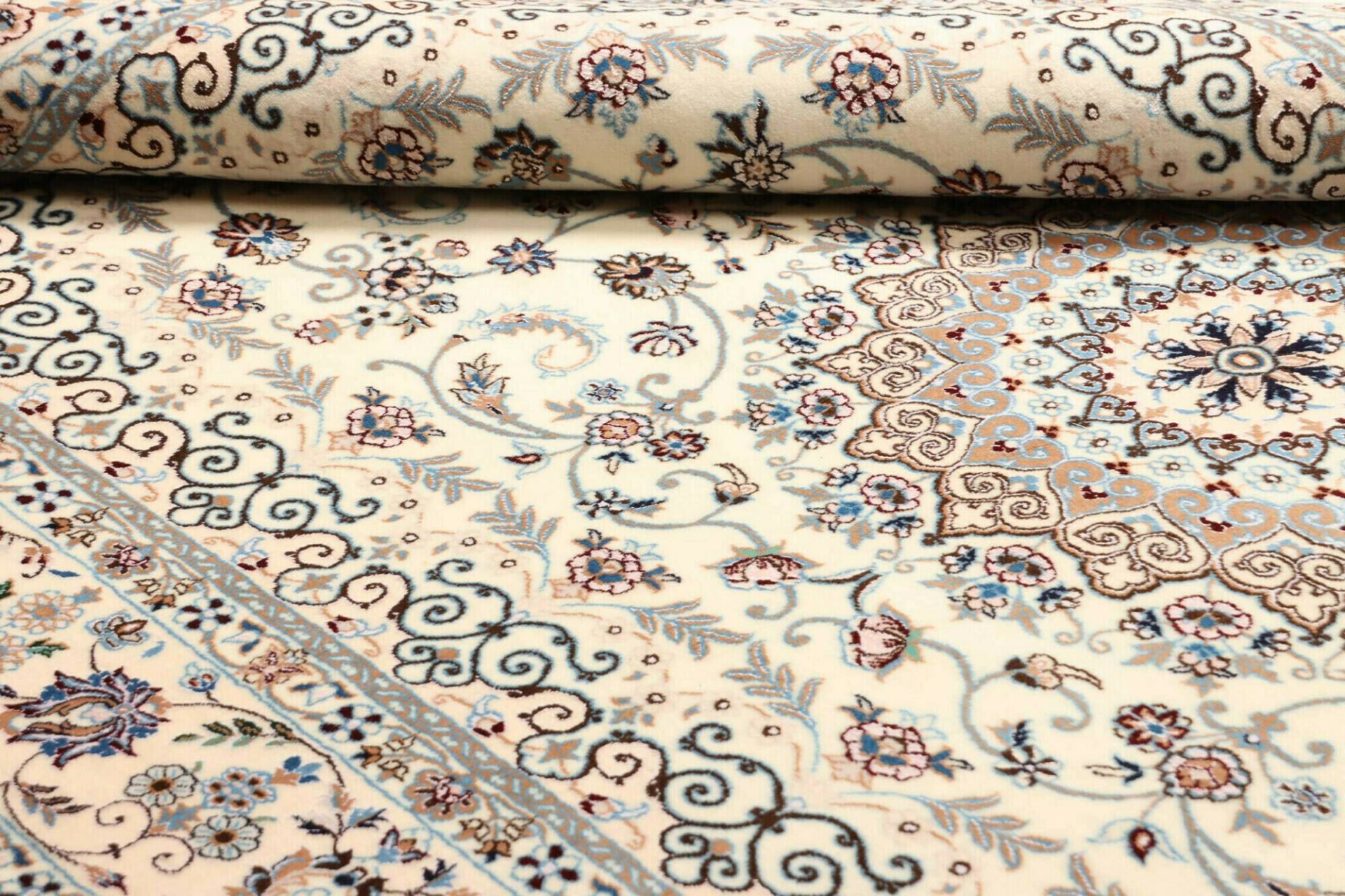 Nain Perserteppich 151 × 230 cm aus Wolle, handgeknüpft