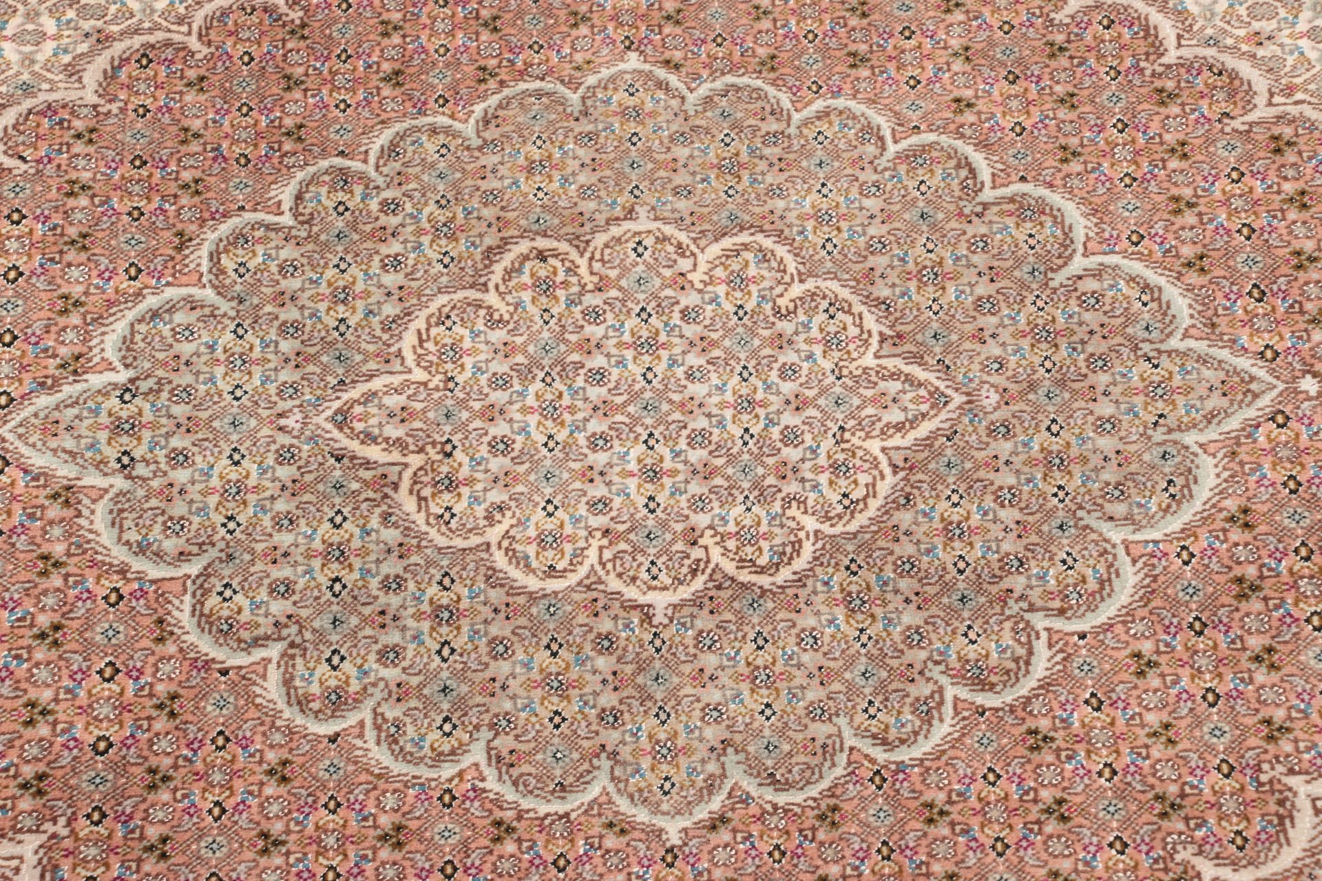 perserteppich-tabriz-207-x-305-cm-schurwolle-seide-handgeknupft-2 Handgeknüpfter Täbriz Perserteppich, 207 × 305 cm, Wolle & Seide
