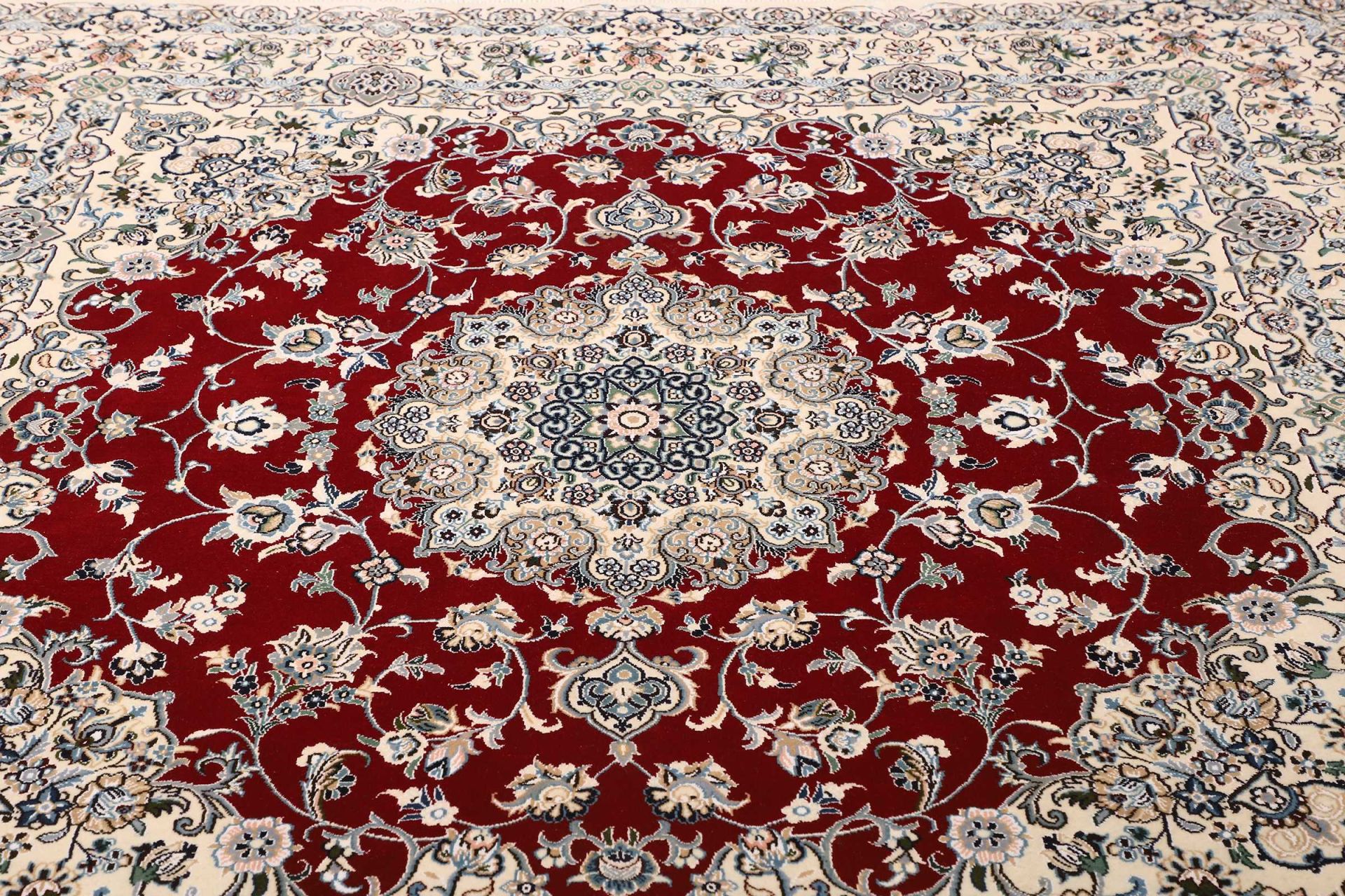 perserteppich-nain-196-x-204-cm-schurwolle-handgeknupft-exklusiv-7 Nain Perserteppich 196 × 204 cm aus Wolle, handgeknüpft
