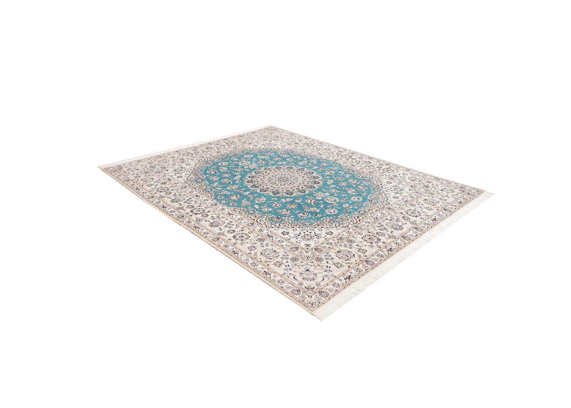 Handgeknüpfter Nain Perserteppich 208 × 253 cm