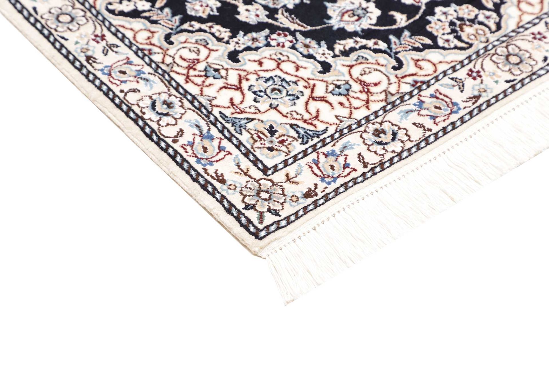 Nain Perserteppich 82 × 119 cm aus Wolle, handgeknüpft