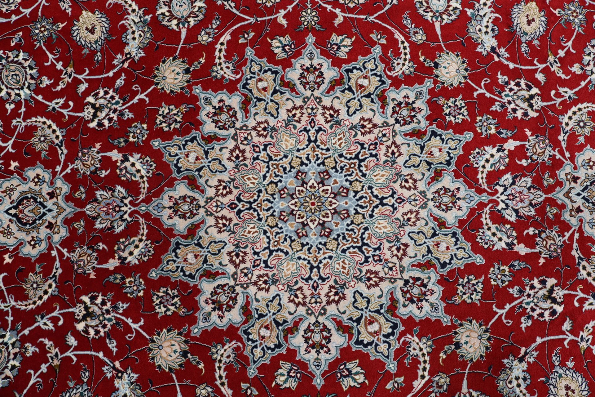 Handgeknüpfter Isfahan Perserteppich, 260 × 372 cm, Wolle & Seide