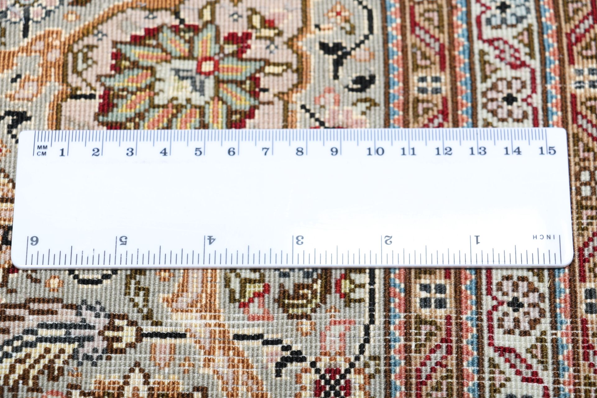 Täbriz Perserteppich aus Iran, 204 × 212 cm