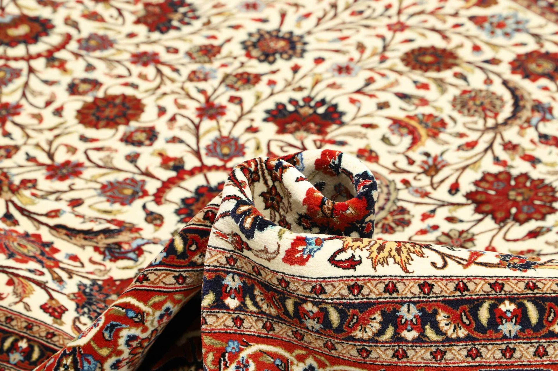 Handgeknüpfter Isfahan Perserteppich, 197 × 304 cm, Wolle & Seide