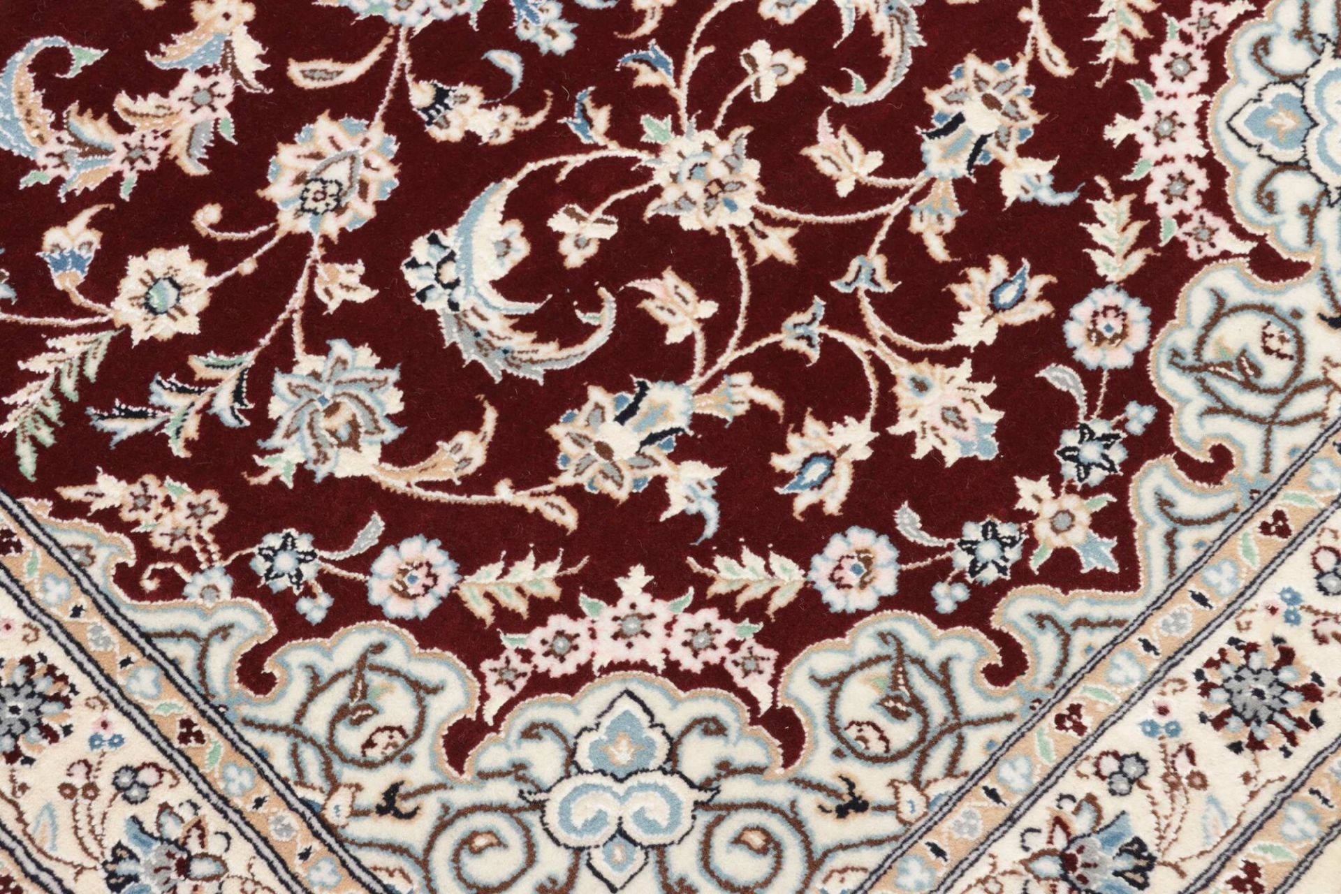 perserteppich-nain-82-x-207-cm-schurwolle-handgeknupft-exklusiv-16 Nain Perserteppich aus Iran, 82 × 207 cm