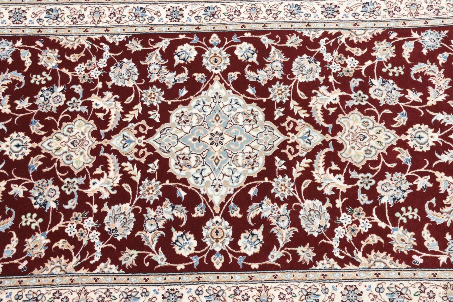 perserteppich-nain-82-x-207-cm-schurwolle-handgeknupft-exklusiv-17 Nain Perserteppich aus Iran, 82 × 207 cm