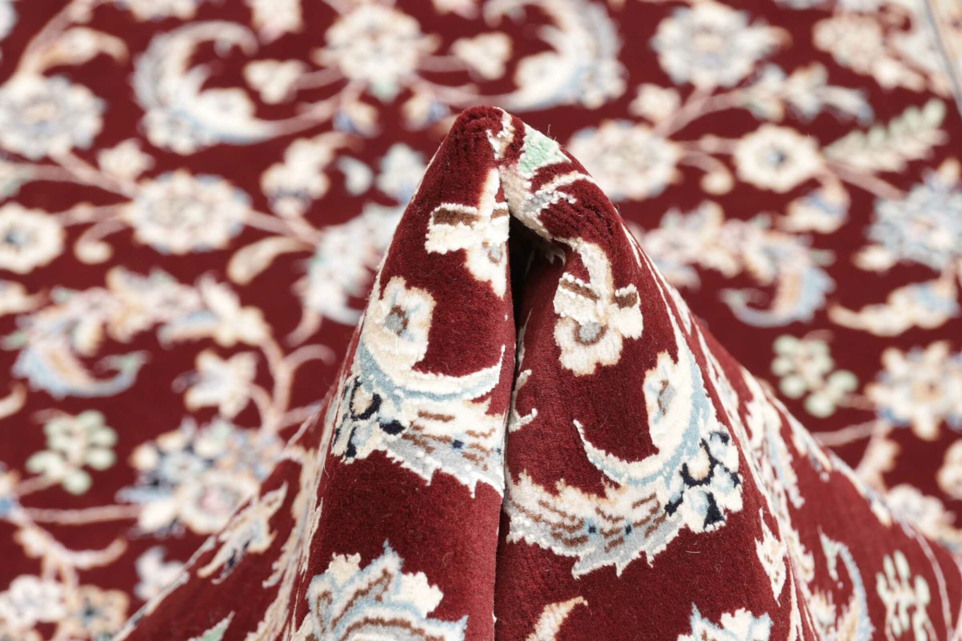 perserteppich-nain-82-x-207-cm-schurwolle-handgeknupft-exklusiv-20 Nain Perserteppich aus Iran, 82 × 207 cm