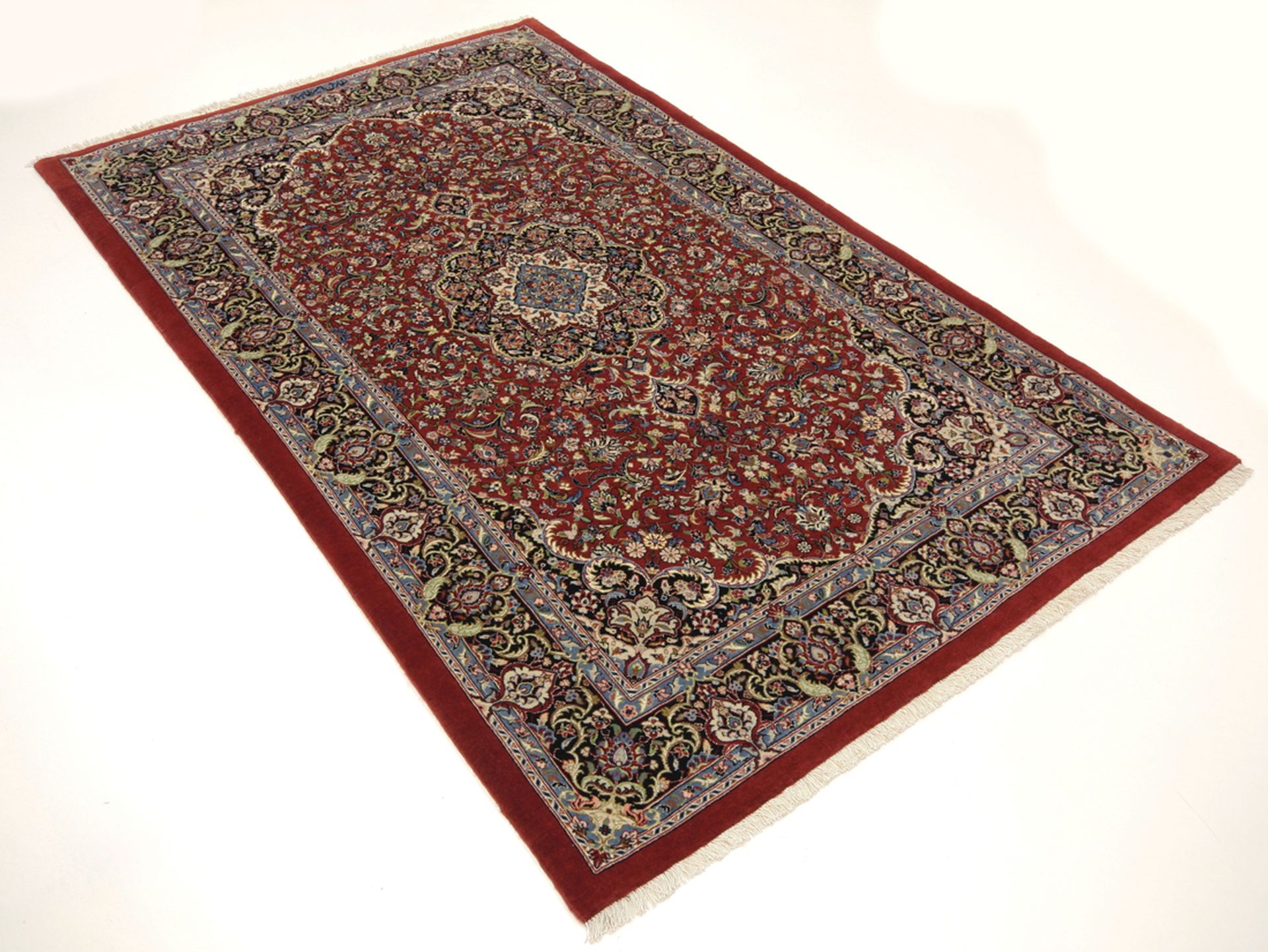 Isfahan Perserteppich aus Iran, 105 × 172 cm