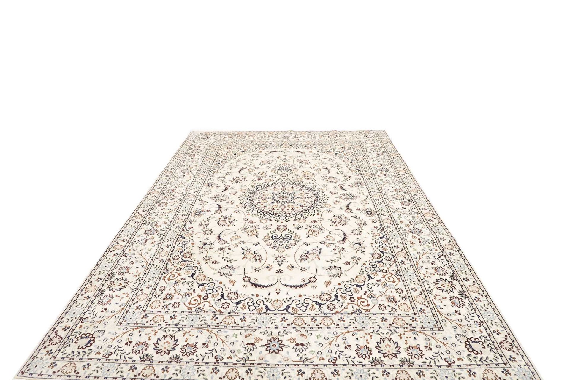 Handgeknüpfter Nain Perserteppich 211 × 306 cm
