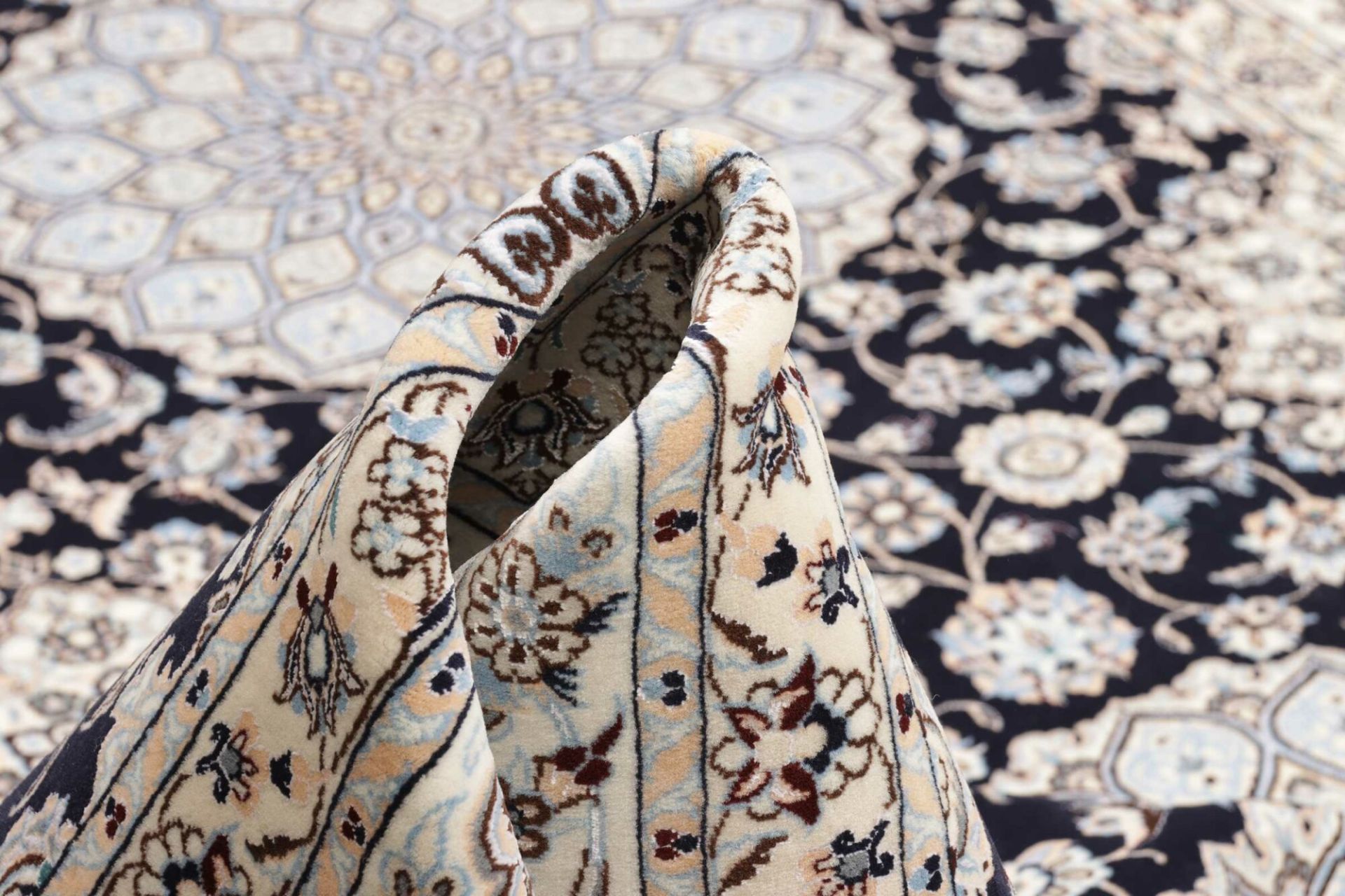 perserteppich-nain-214-x-311-cm-schurwolle-handgeknupft-exklusiv-8 Nain Perserteppich aus Iran, 214 × 311 cm