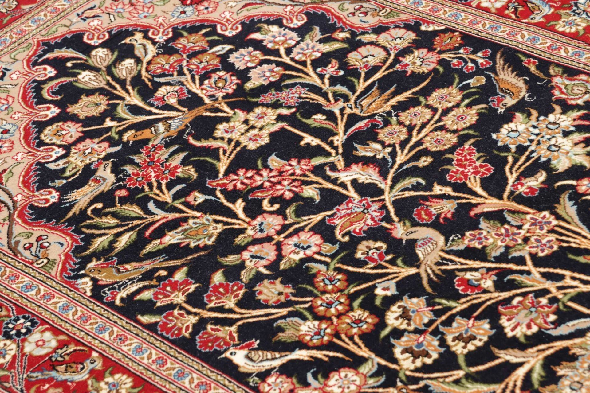 perserteppich-isfahan-99-x-153-cm-schurwolle-handgeknupft-seide-6 Isfahan Perserteppich 99 × 153 cm aus Wolle & Seide, handgeknüpft