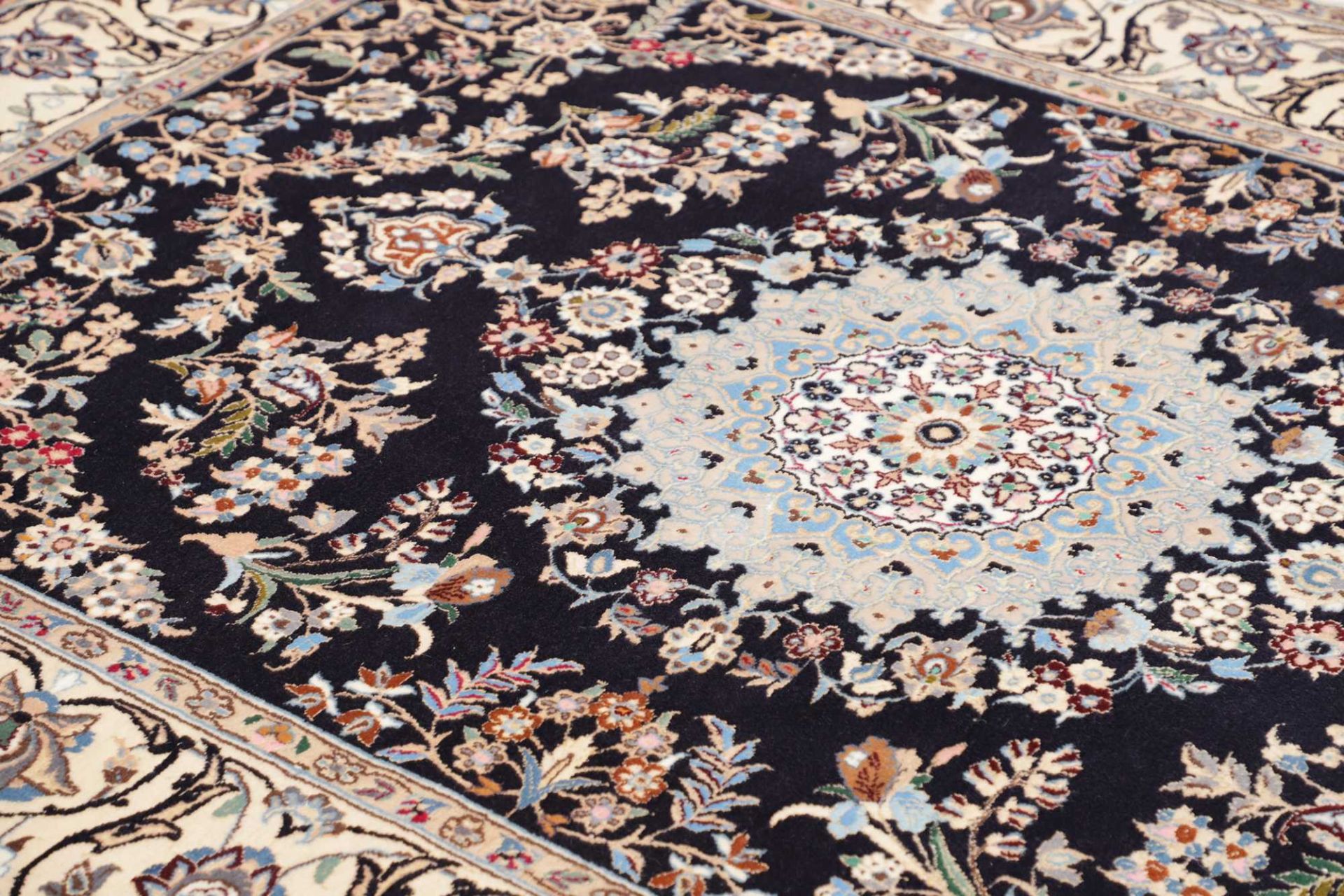 perserteppich-nain-168-x-235-cm-schurwolle-handgeknupft-exklusiv-6 Nain Perserteppich aus Iran, 168 × 235 cm